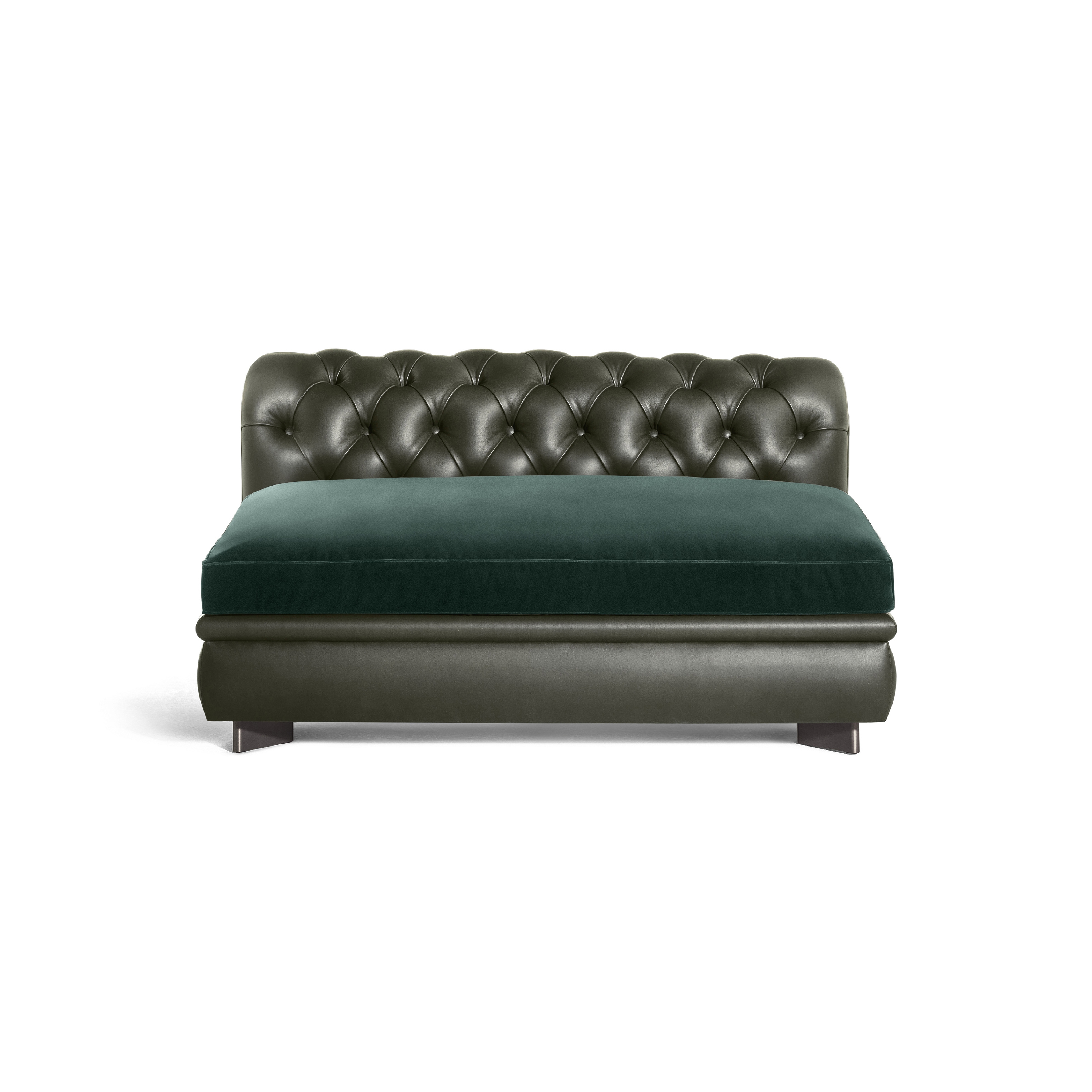 Display product Chester Line from manufacturer Poltrona Frau