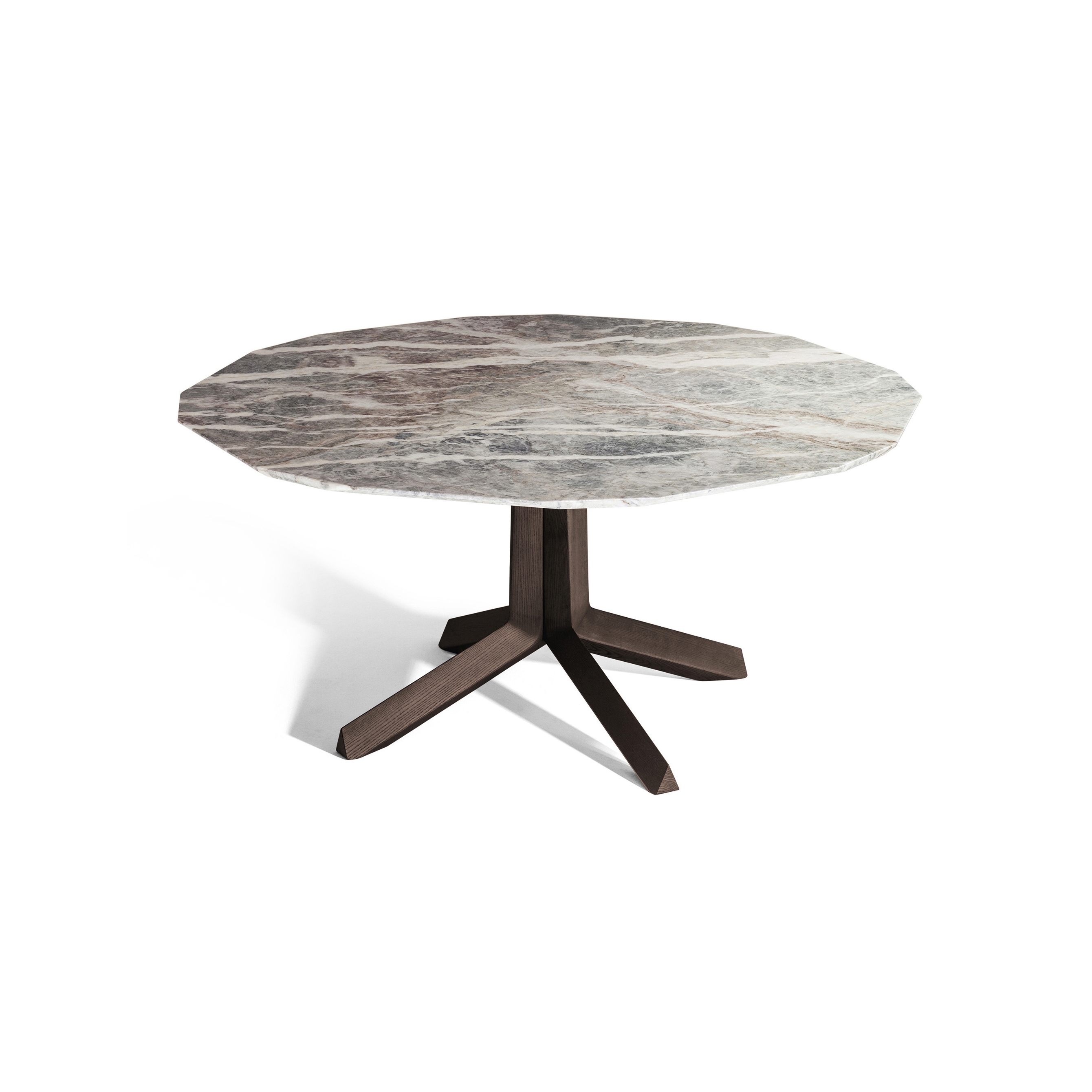 Display product Othello from manufacturer Poltrona Frau