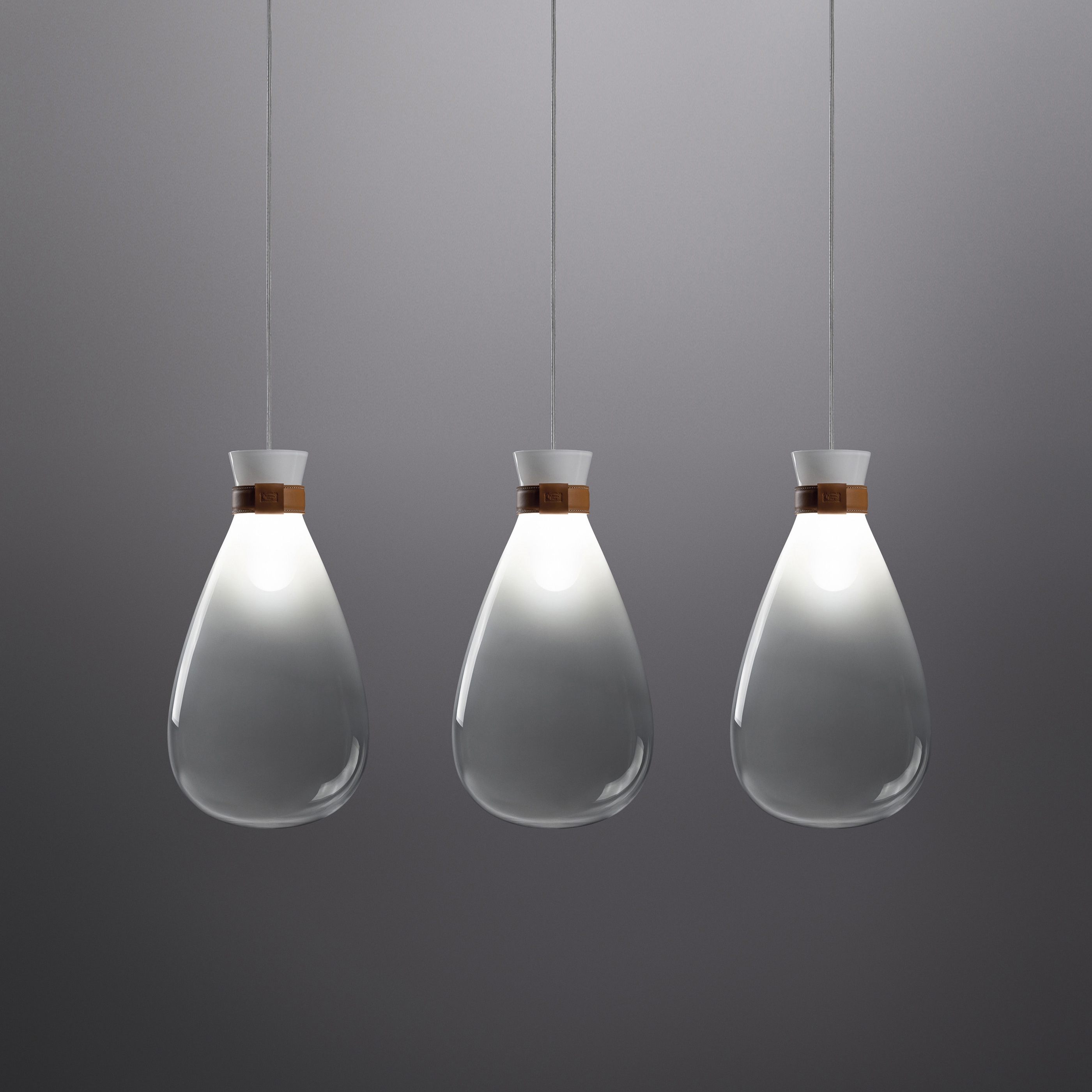 Display product Soffi from manufacturer Poltrona Frau