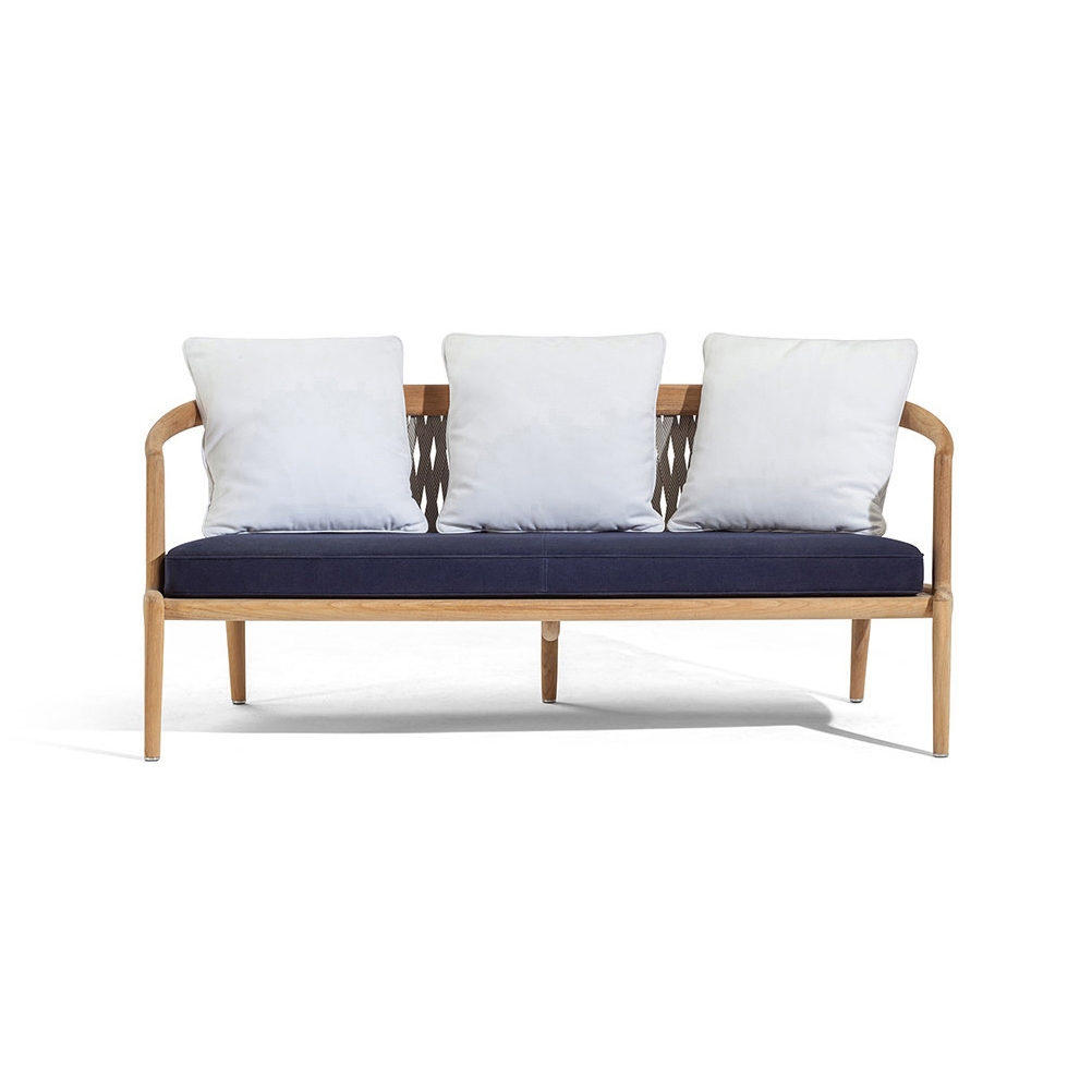 Display product The Secret Garden | 2-seater Sofa from manufacturer Poltrona Frau