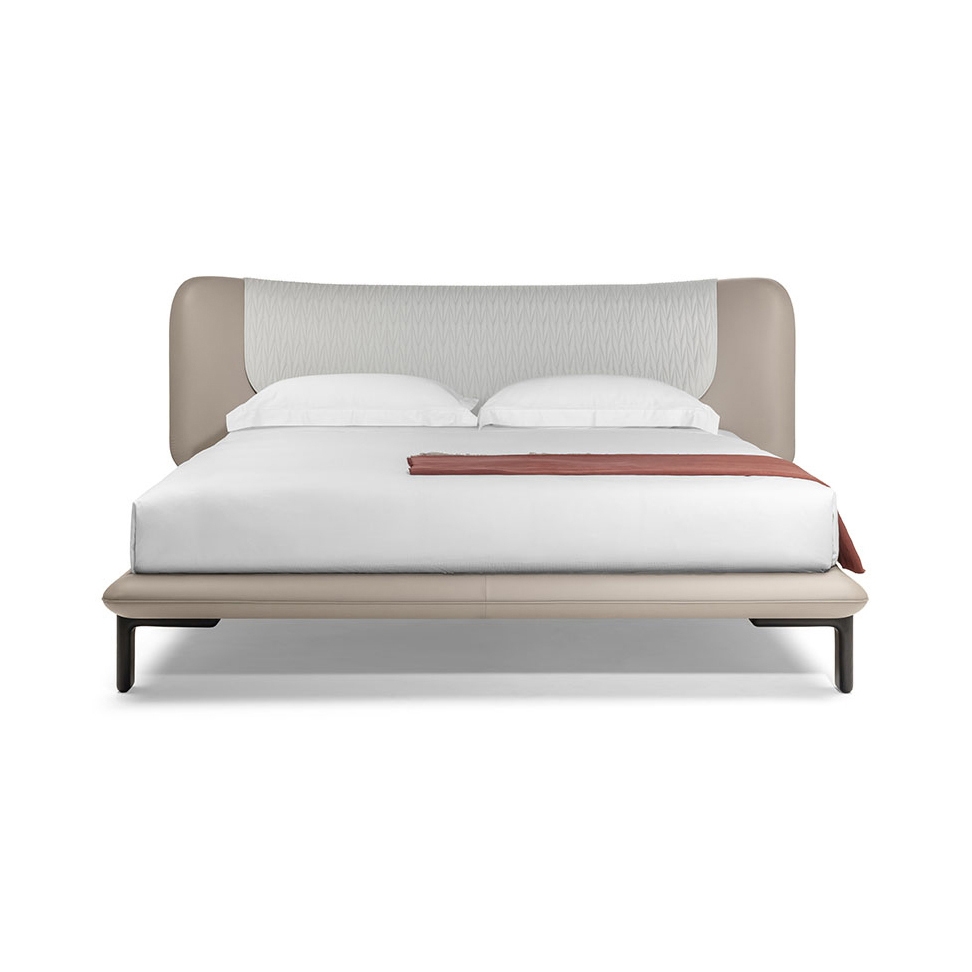 Display product DUO | Bed from manufacturer Poltrona Frau