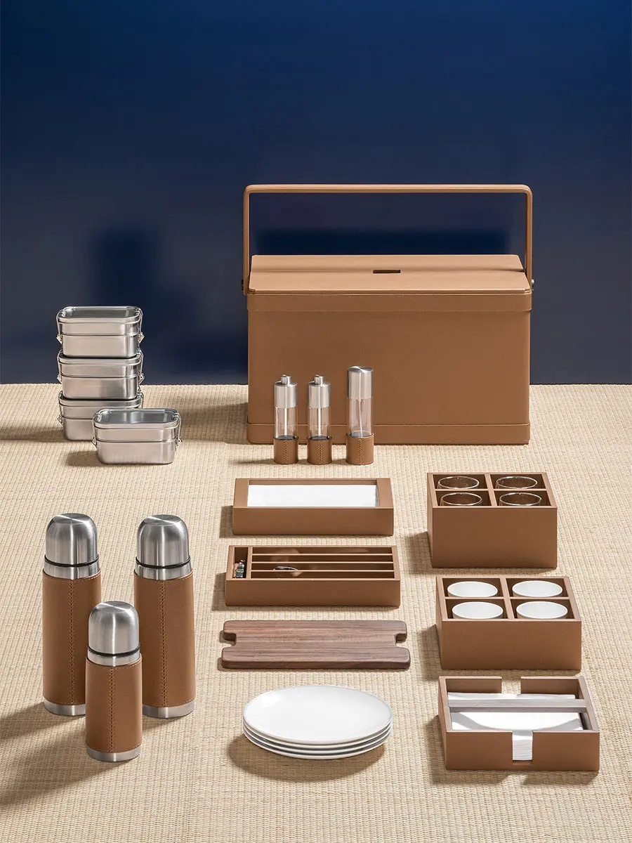 Poltrona Frau - Tableware | Cestino da picnic