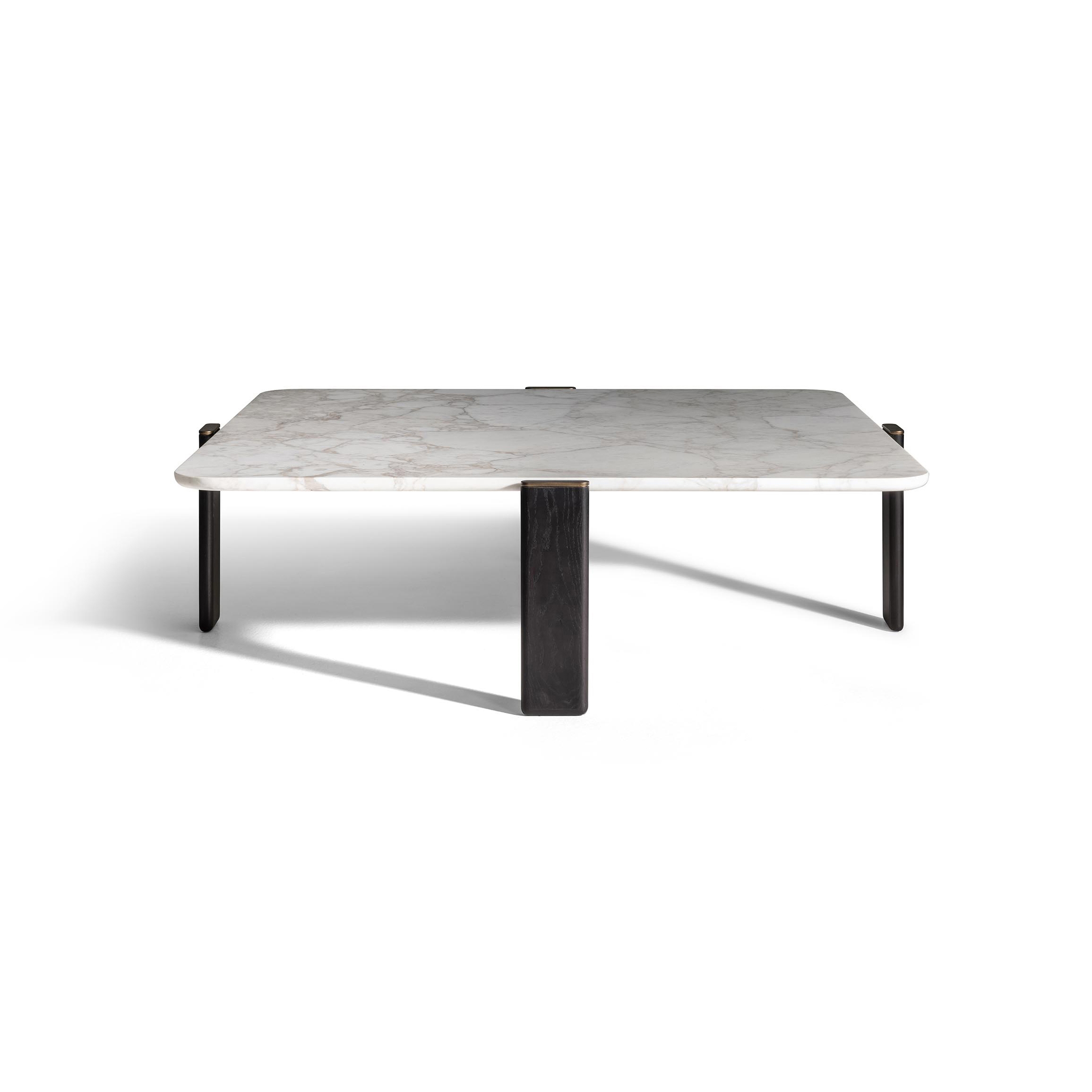 Display product Duo Small Tables from manufacturer Poltrona Frau
