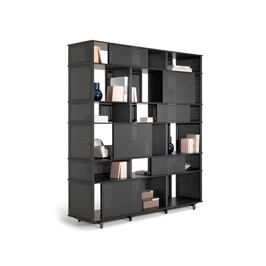 Display product Lloyd Tex from manufacturer Poltrona Frau