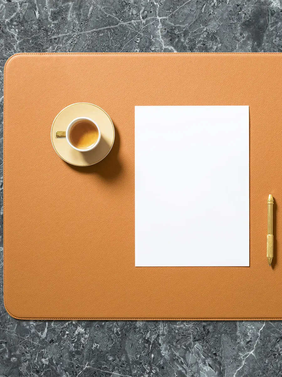 Poltrona Frau - Office Collection | Desk blotter