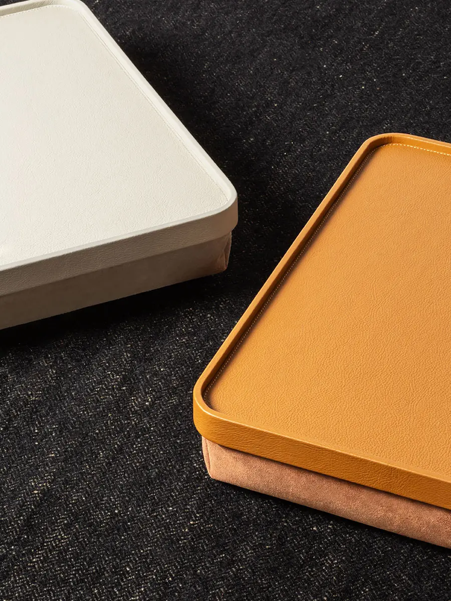 Poltrona Frau - Office Collection | Laptop tray