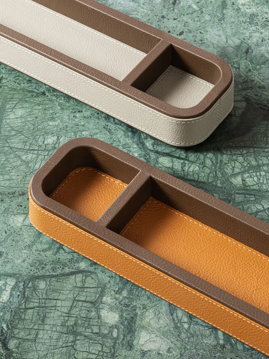 Poltrona Frau - Office Collection | single Pen holder