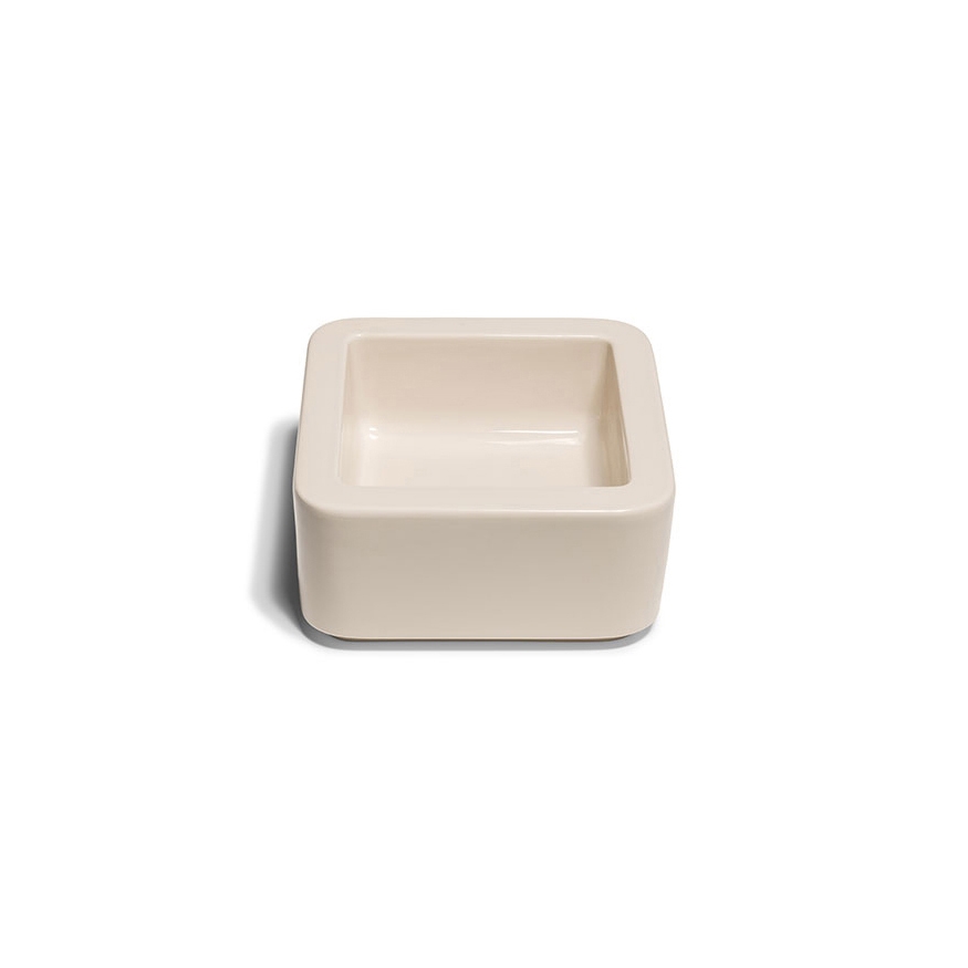 Produkt Pet Collection | Dog bowl des Herstellers Poltrona Frau anzeigen