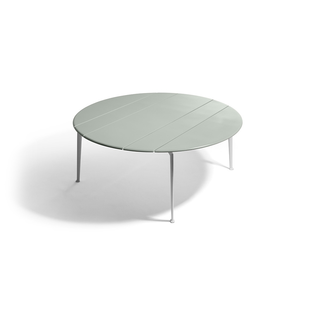 Display product Solaria | Round table from manufacturer Poltrona Frau