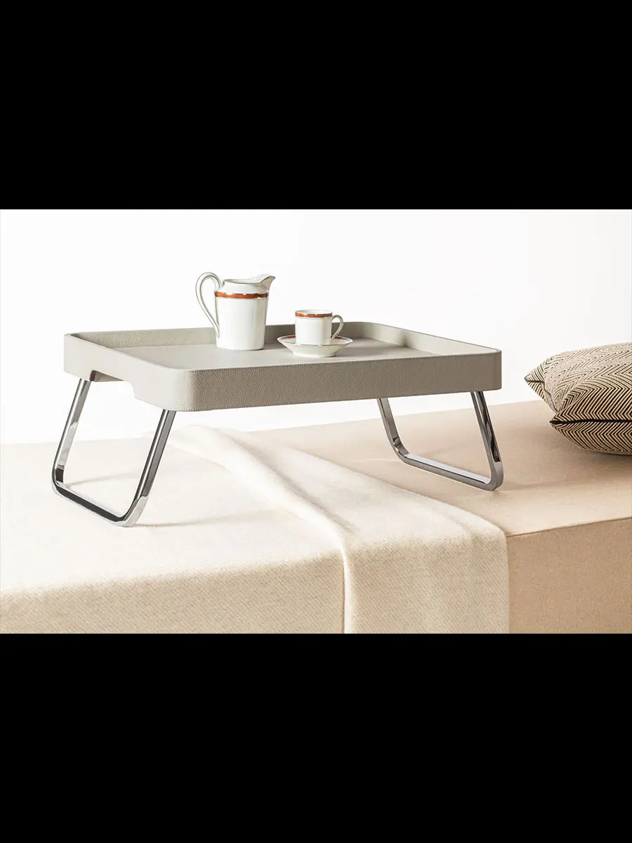 Poltrona Frau - Tableware Collection | Bed tray