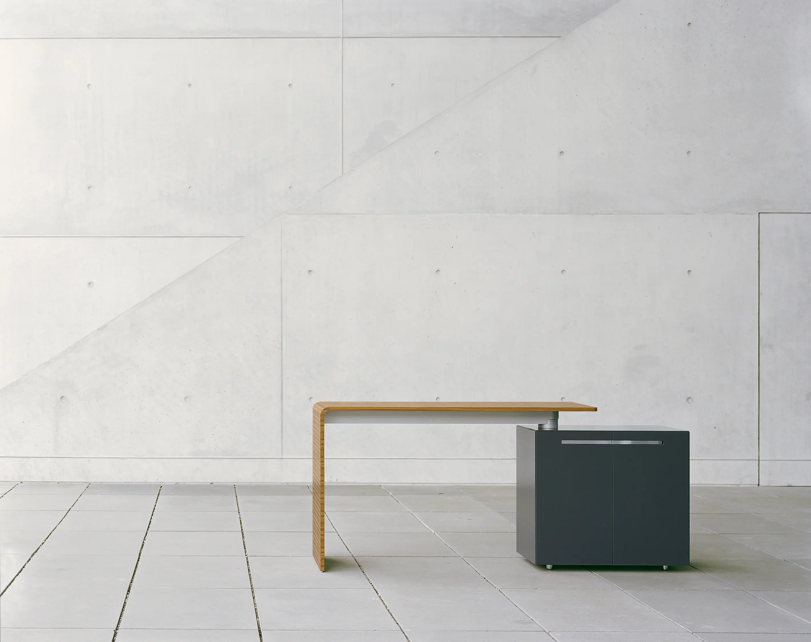 RENZ - Lane standing desk
