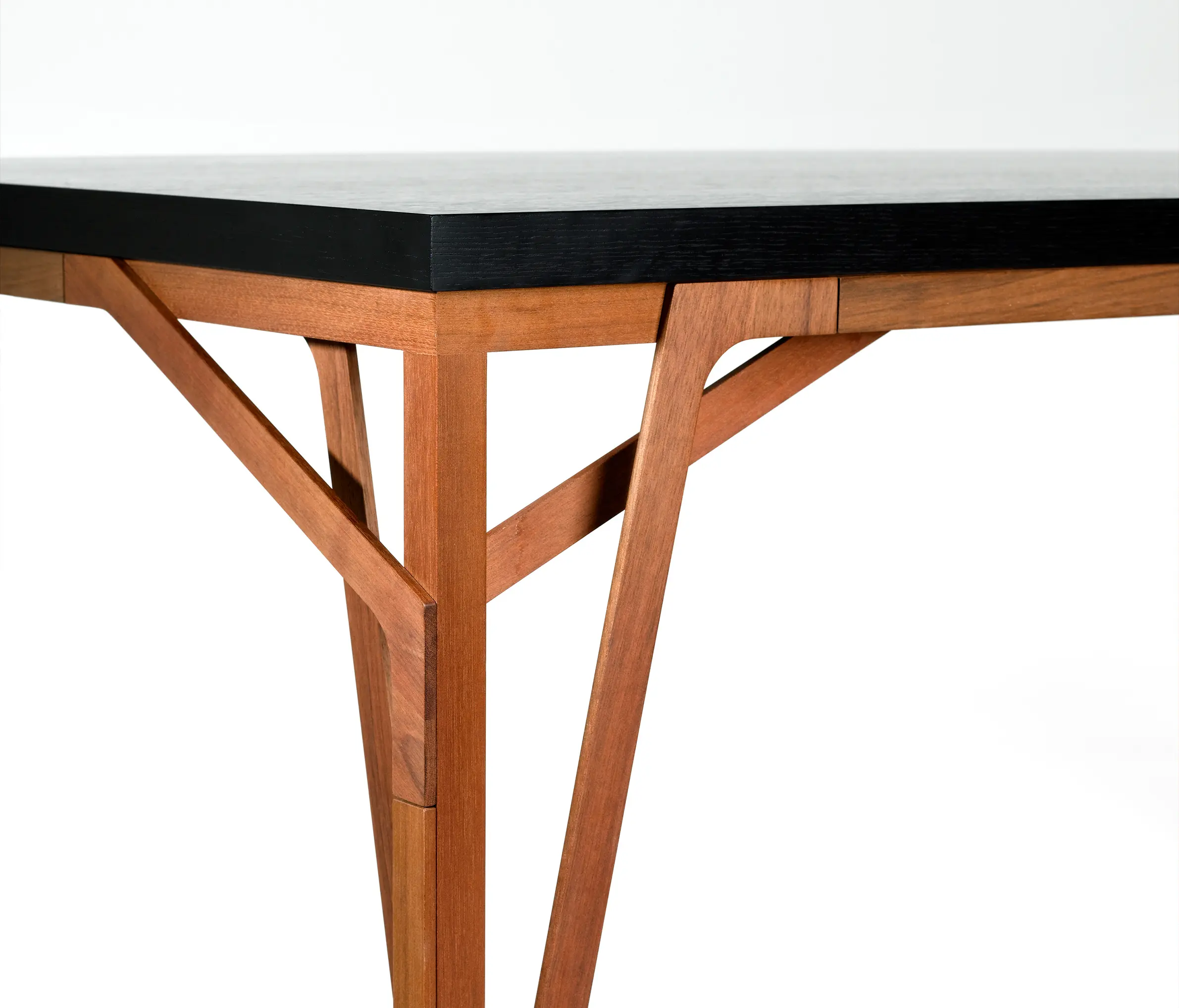 Röthlisberger Kollektion - Allumette Armchair