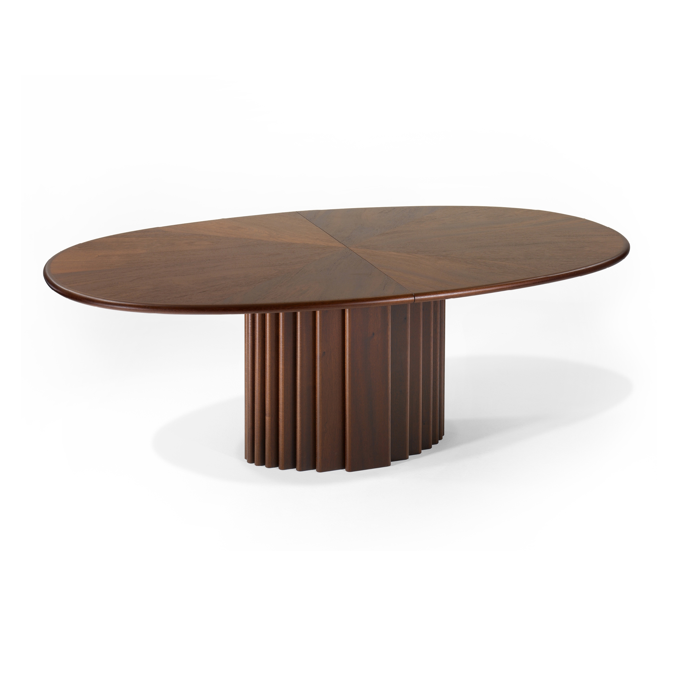 Display product Oval-Tisch from manufacturer Röthlisberger Kollektion