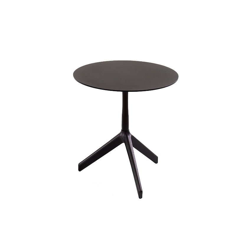 Display product Rik S Side table from manufacturer Röthlisberger Kollektion