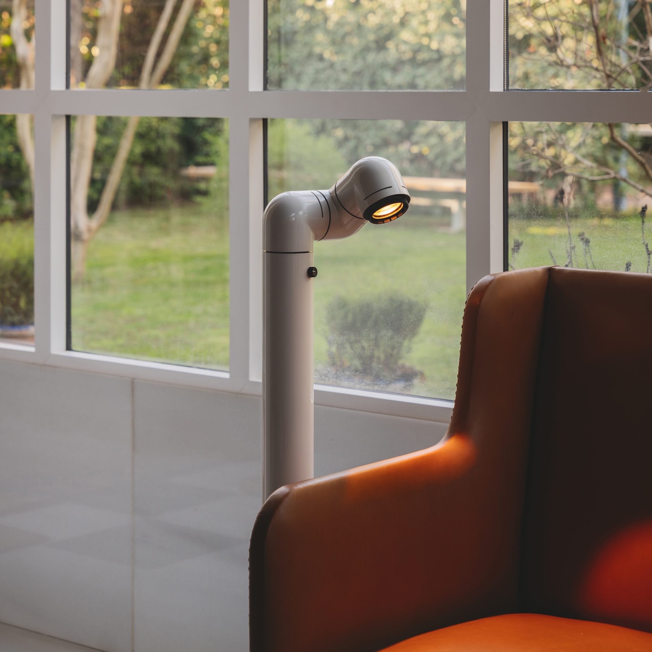 Floor lamps