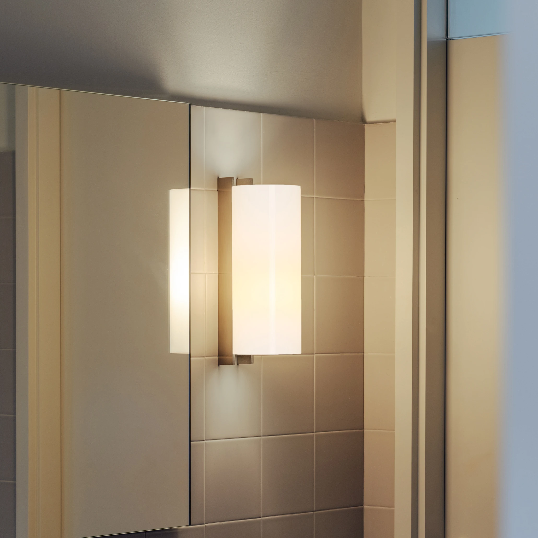 Wall lamps