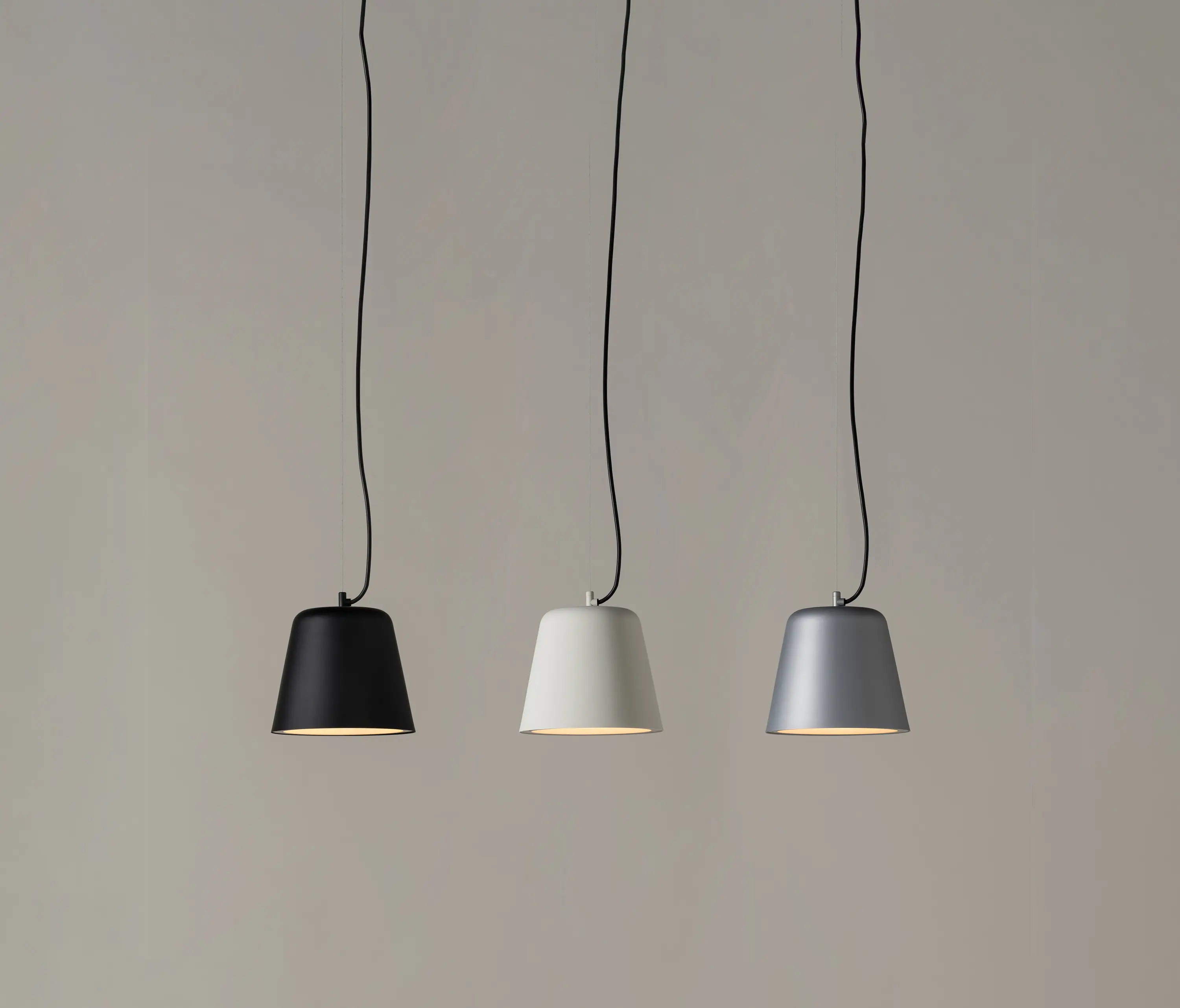 Santa & Cole - Vaso | Pendant Lamp