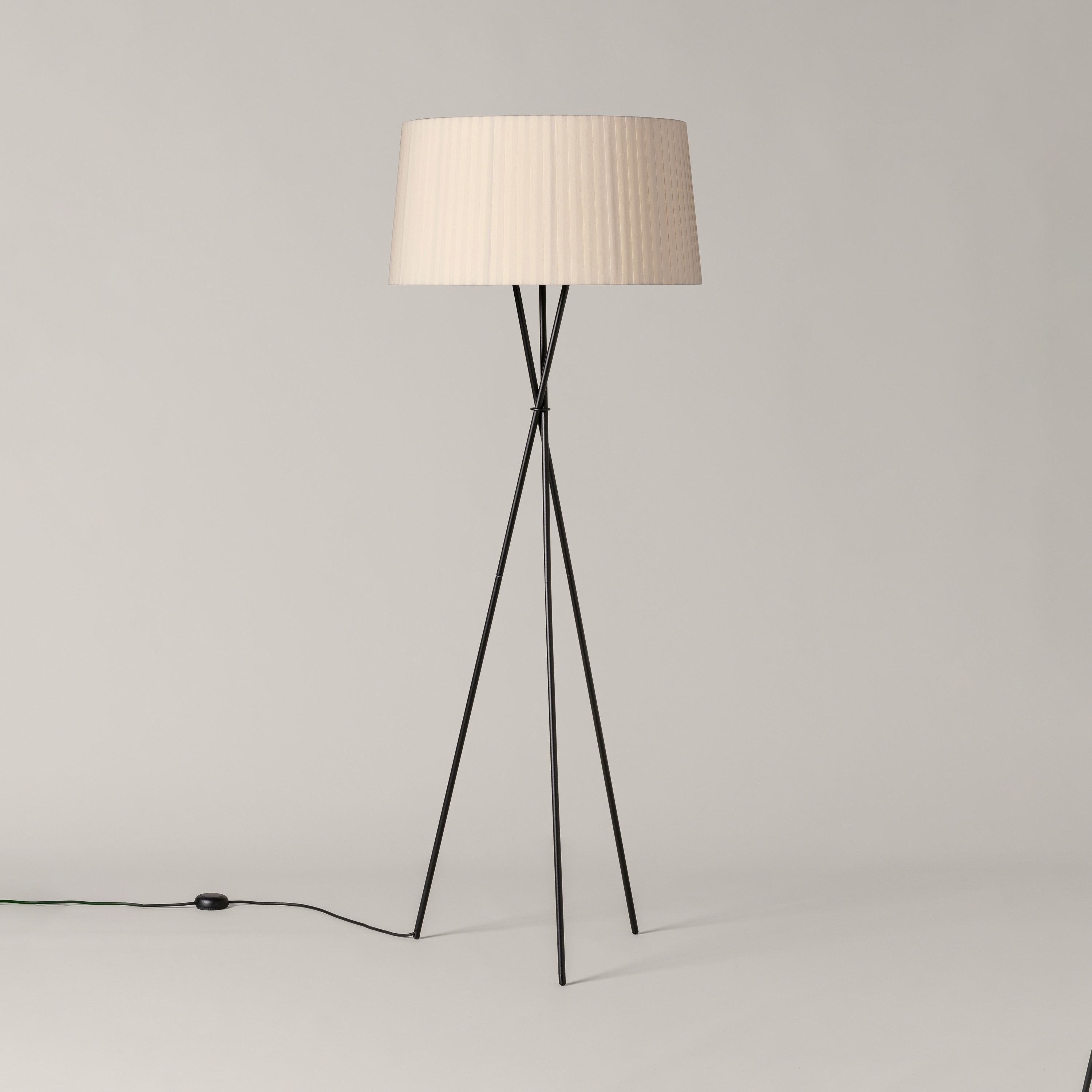 Trípode G5 | Floor Lamp