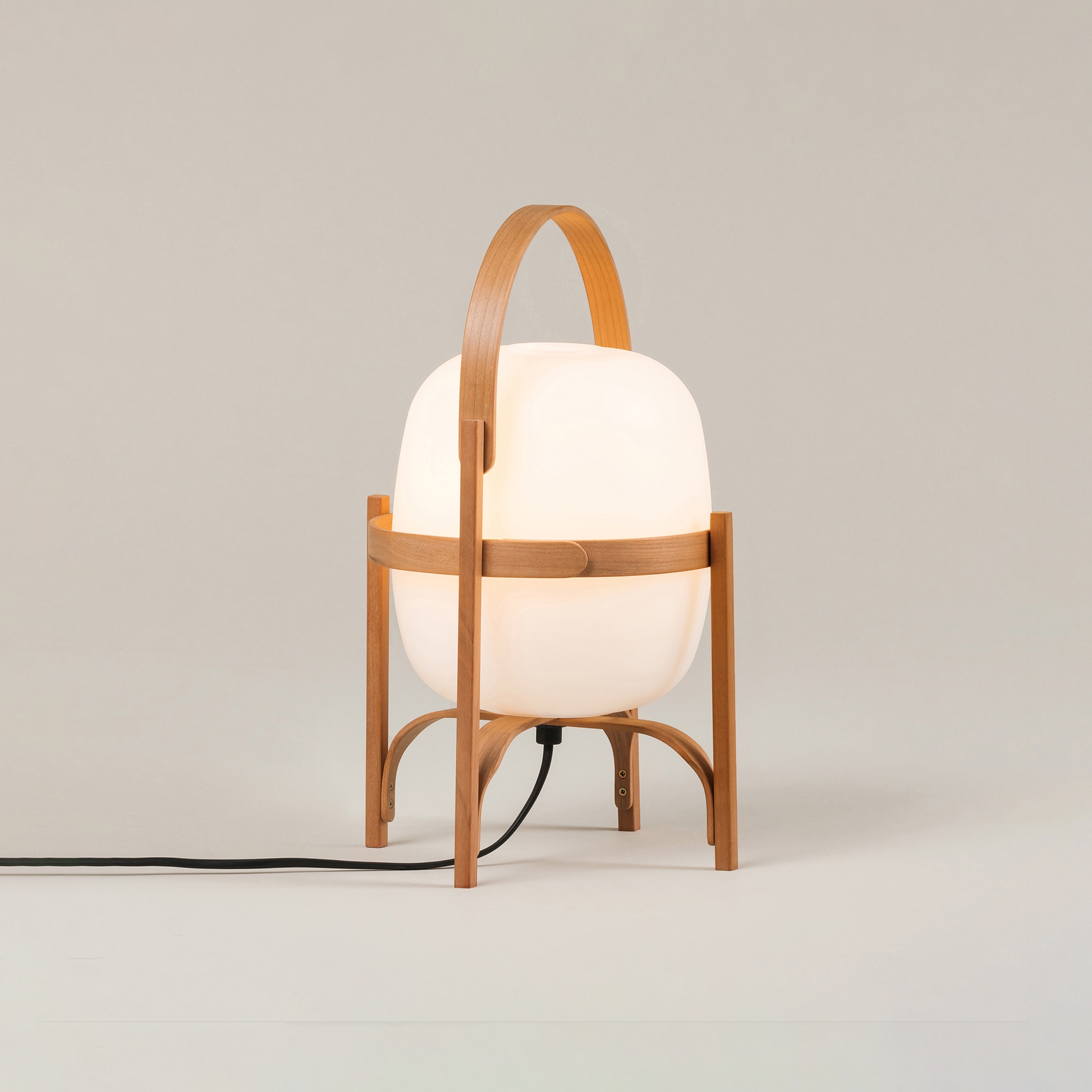 Display product Cestita | Table Lamp from manufacturer Santa & Cole