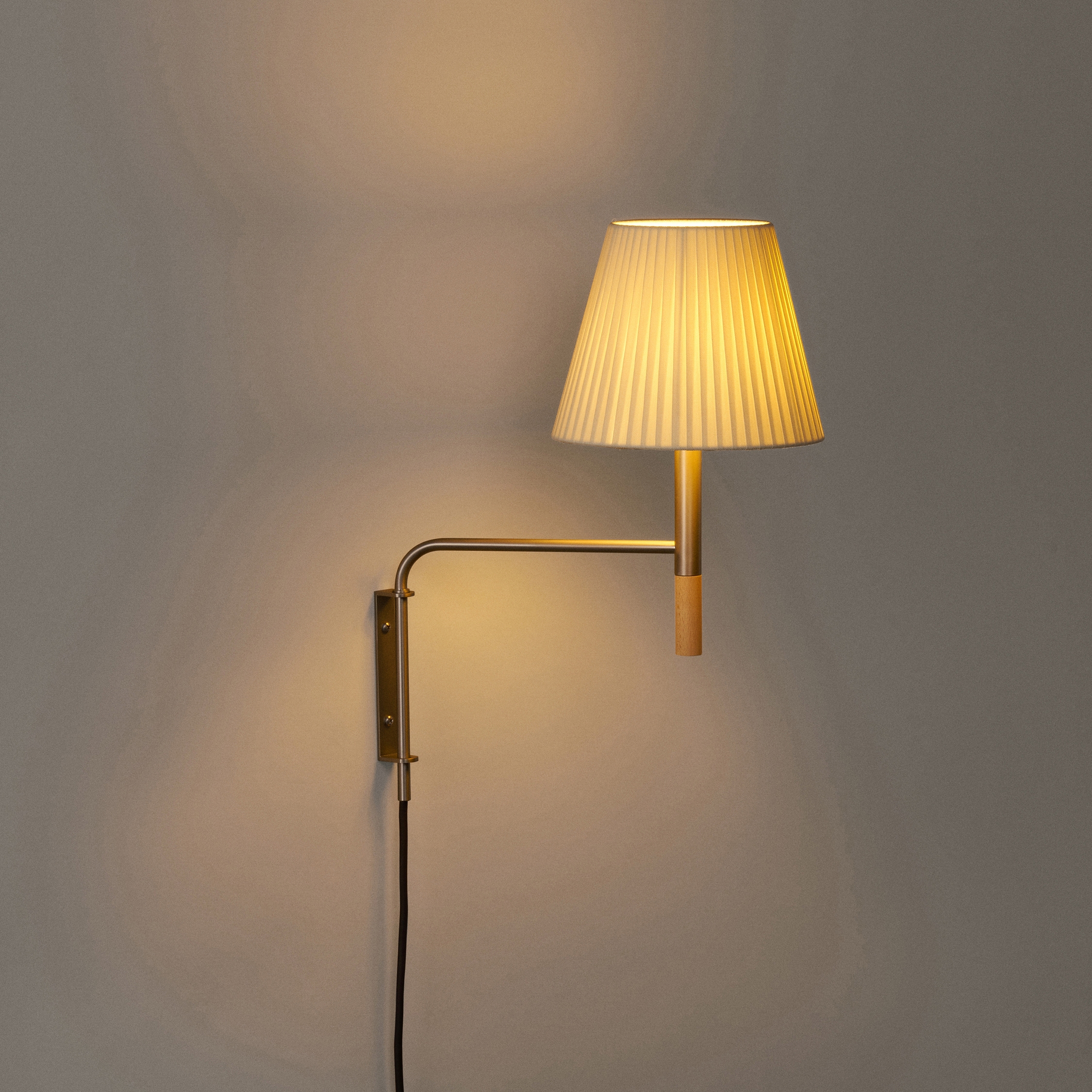 BC1 | Wall Lamp
