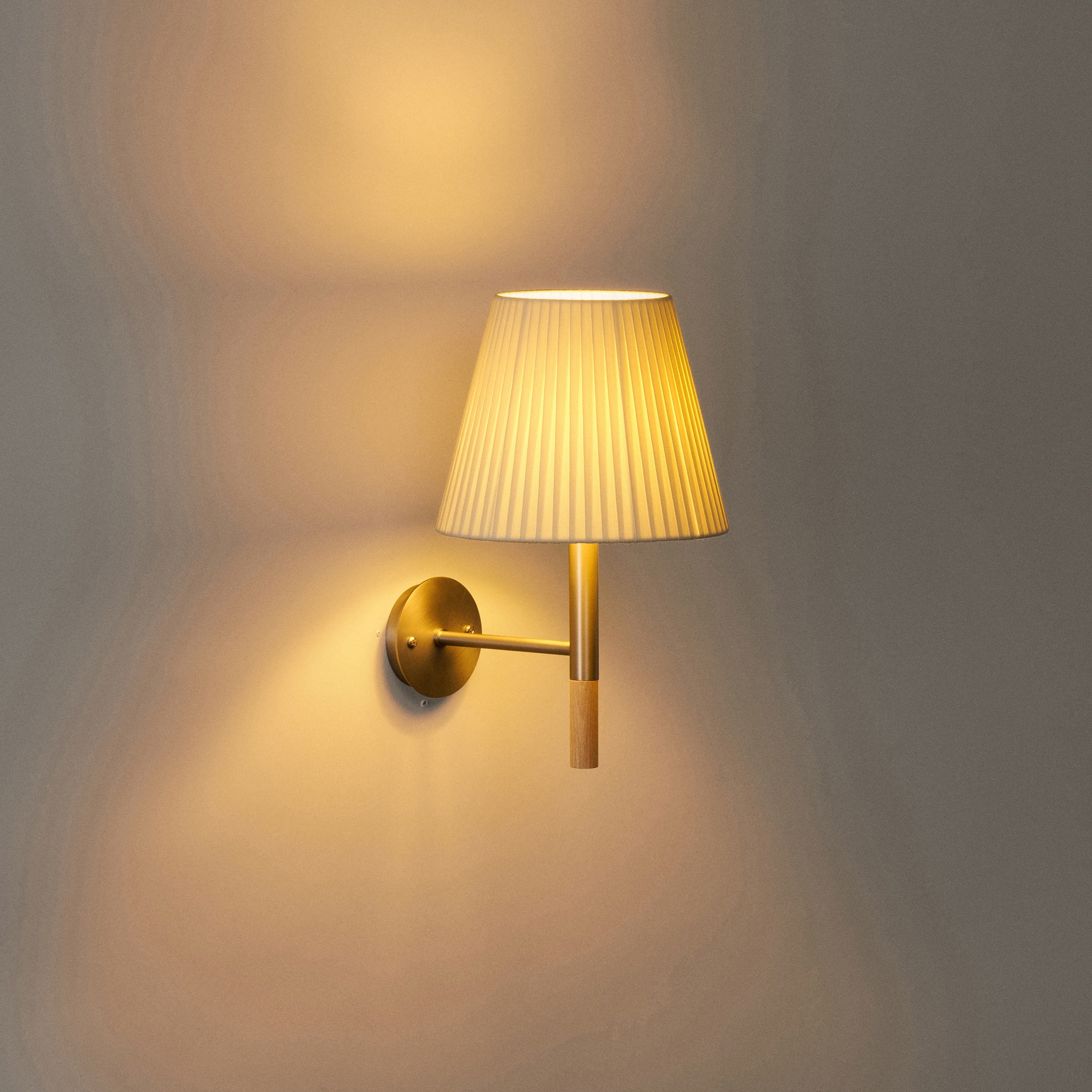 BC2 | Wall Lamp
