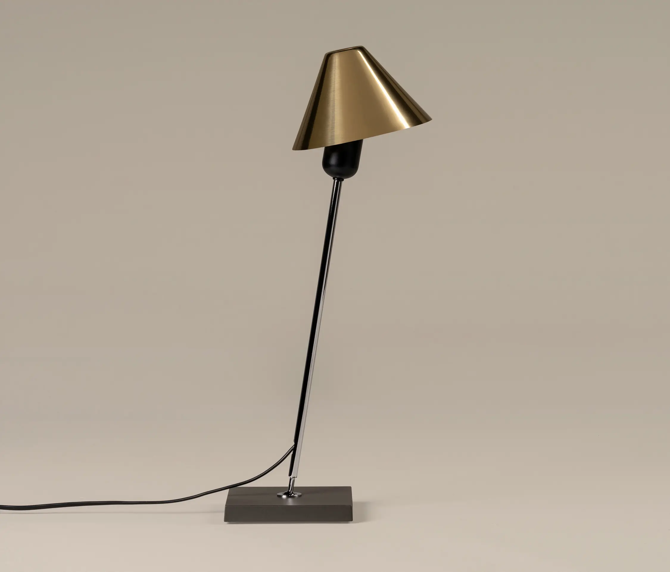 Santa & Cole - Gira | Table Lamp