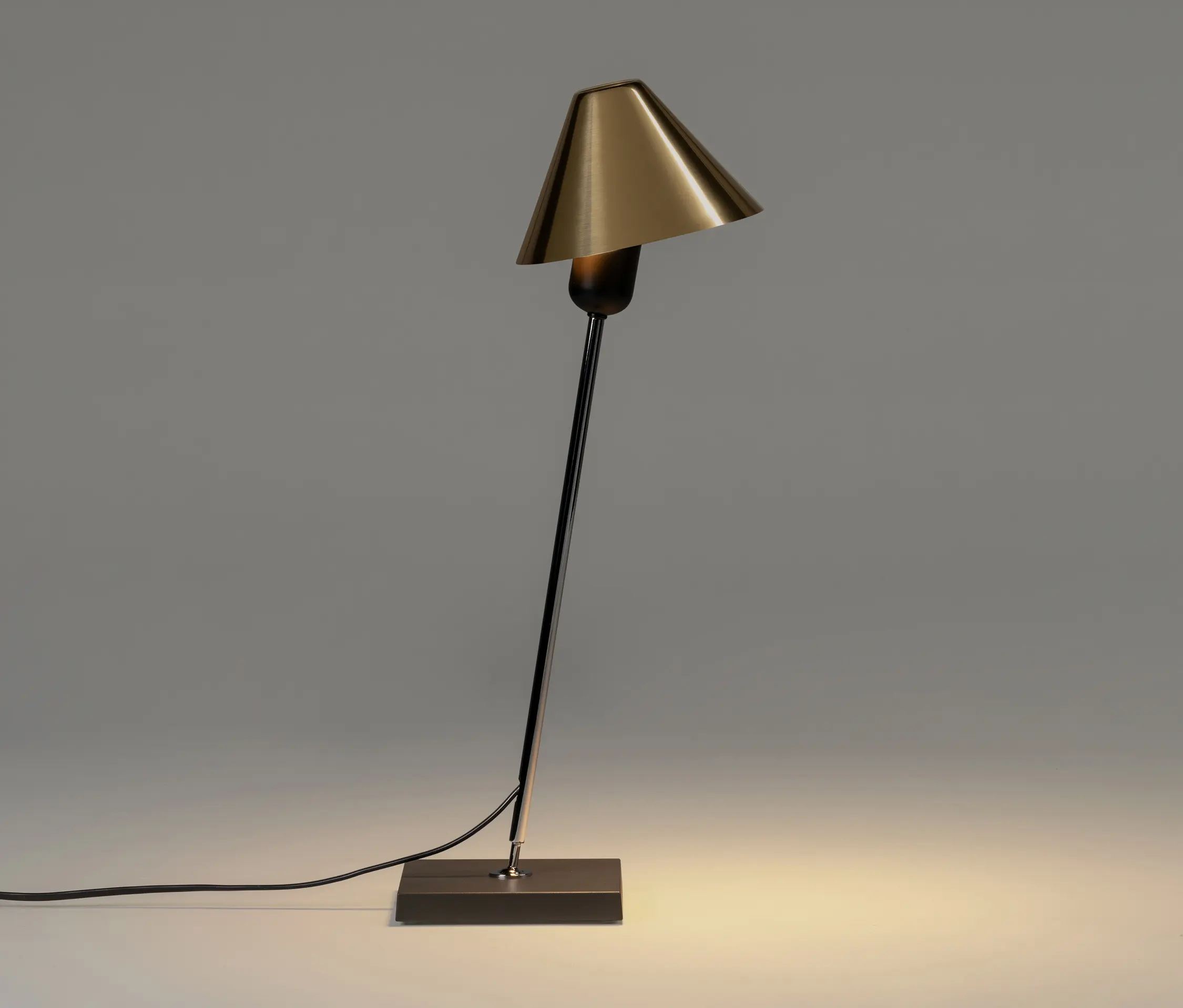 Santa & Cole - Gira | Table Lamp