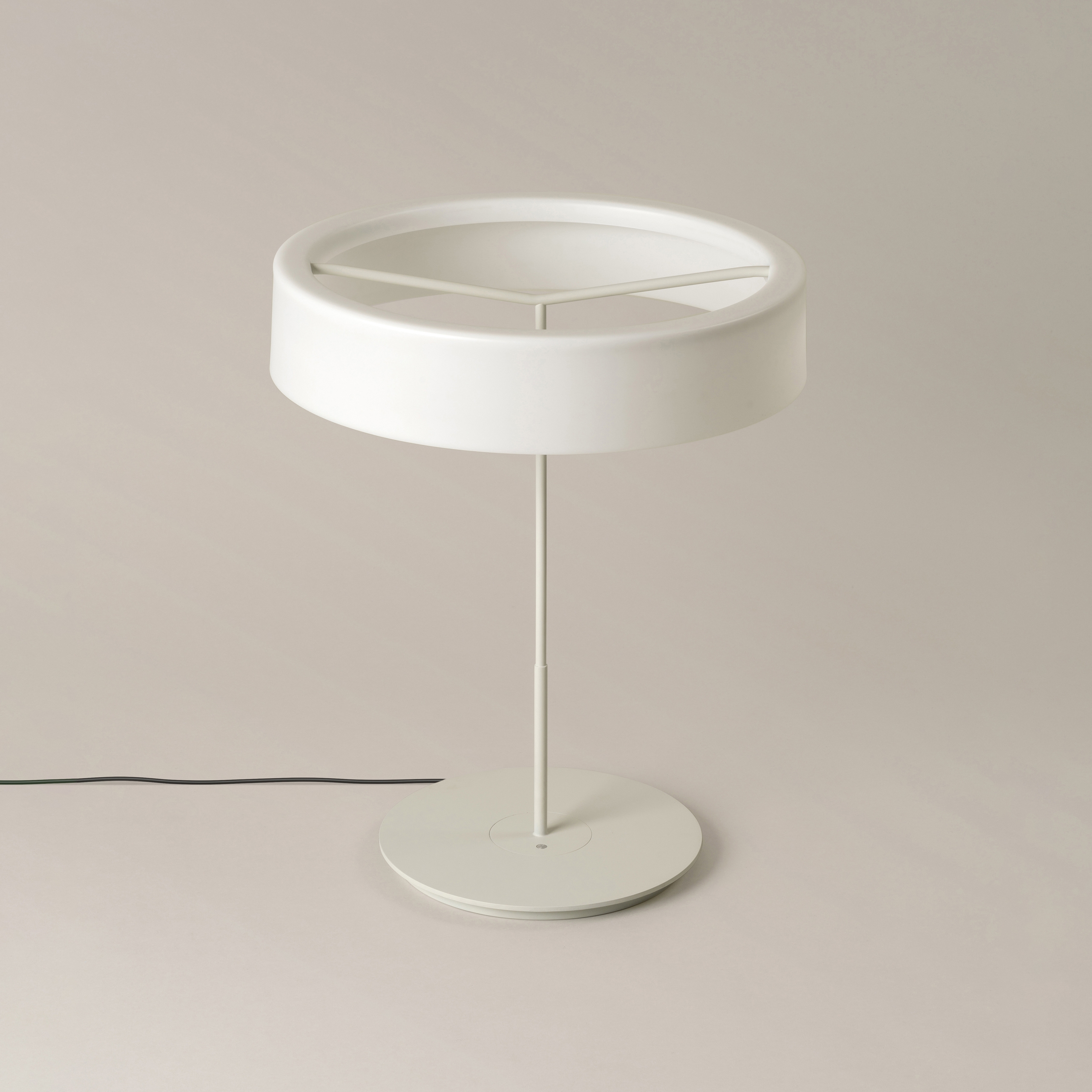 Produkt Sin L | Table Lamp des Herstellers Santa & Cole anzeigen