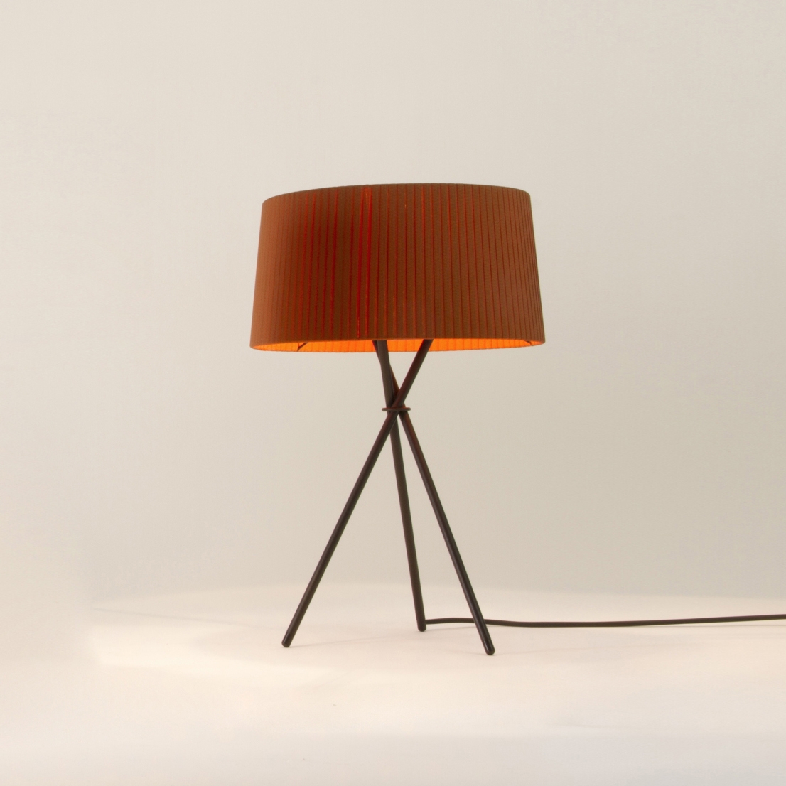 Trípode M3 | Table Lamp