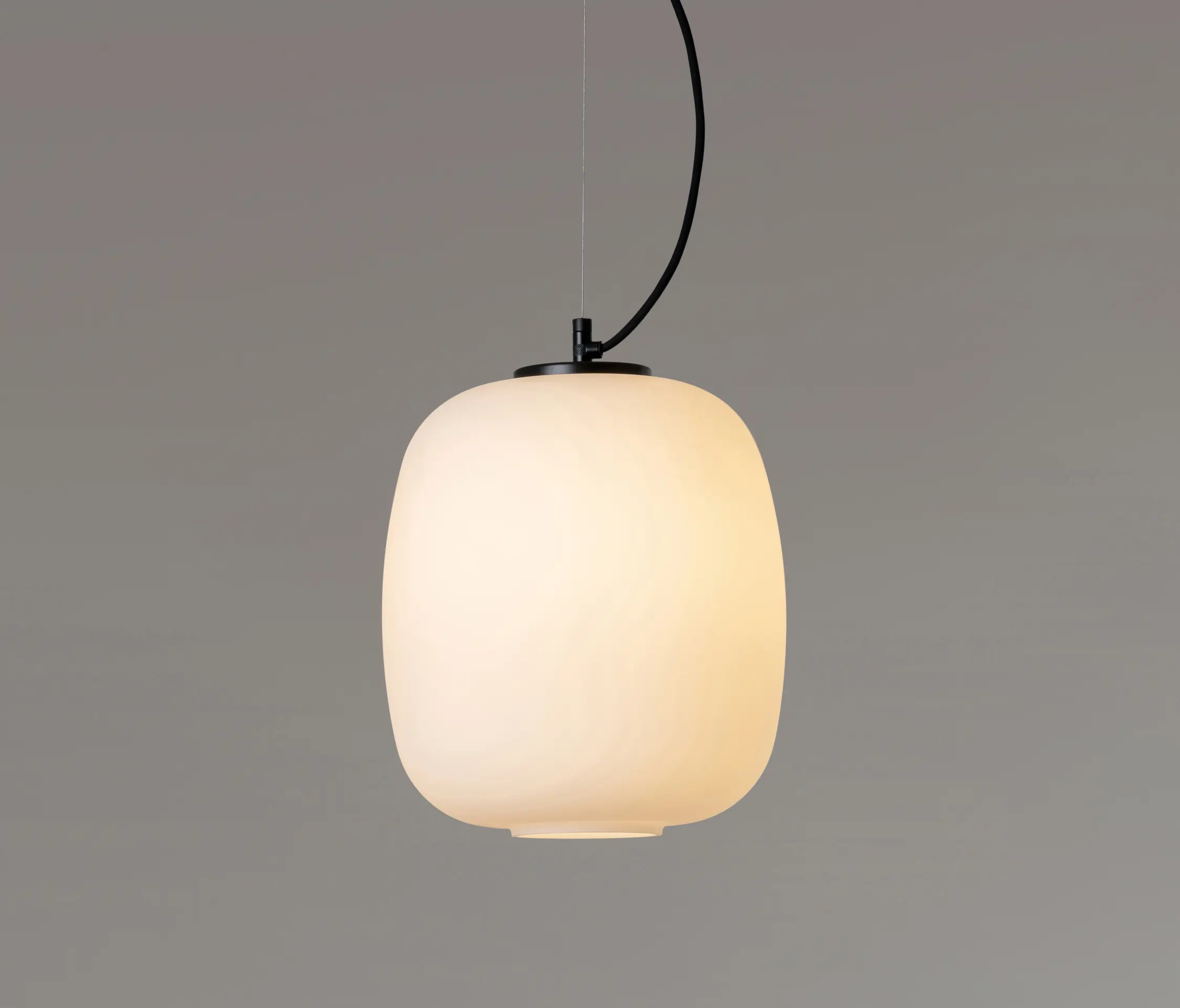 Santa & Cole - Globo Cesta | Pendant Lamp