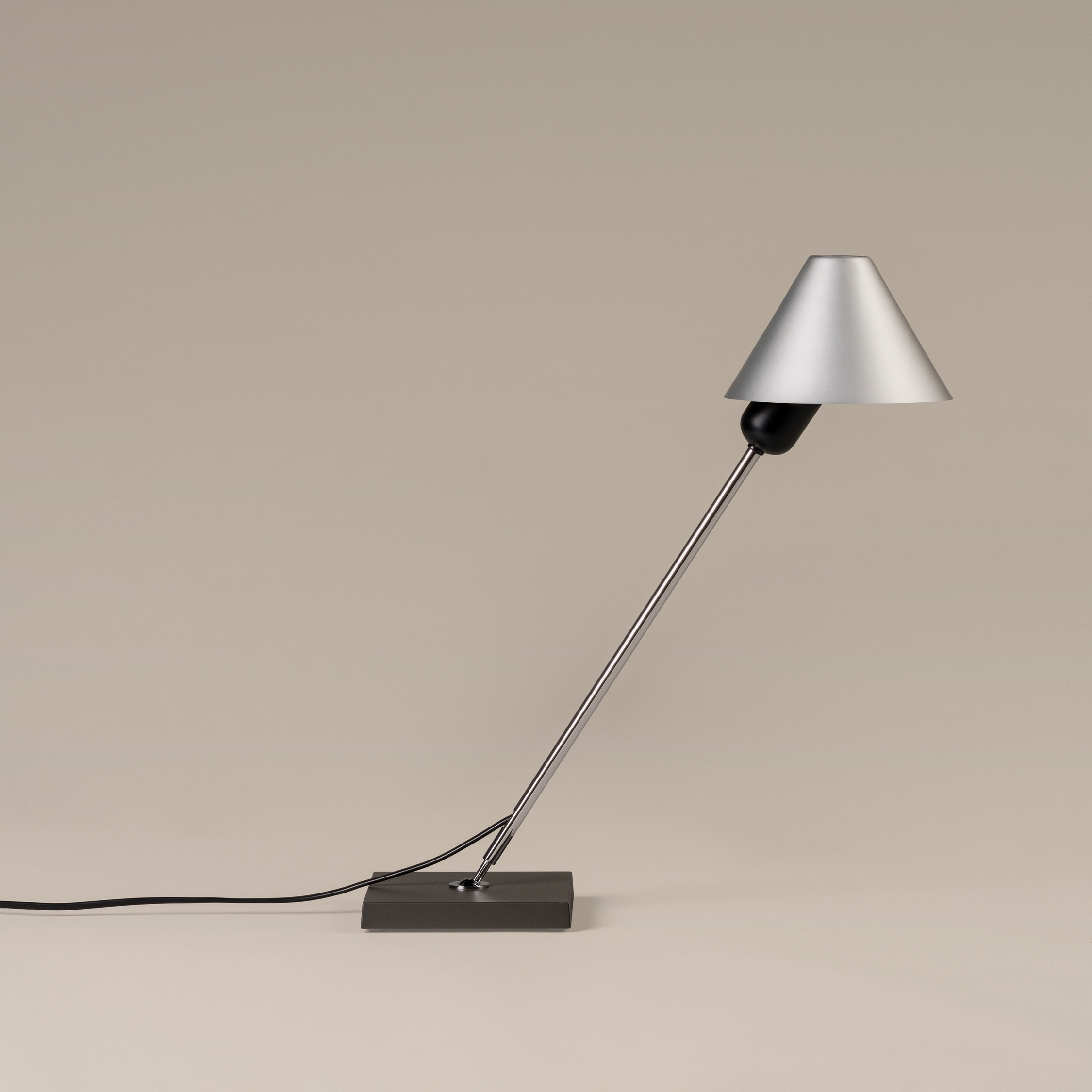 Gira | Table Lamp
