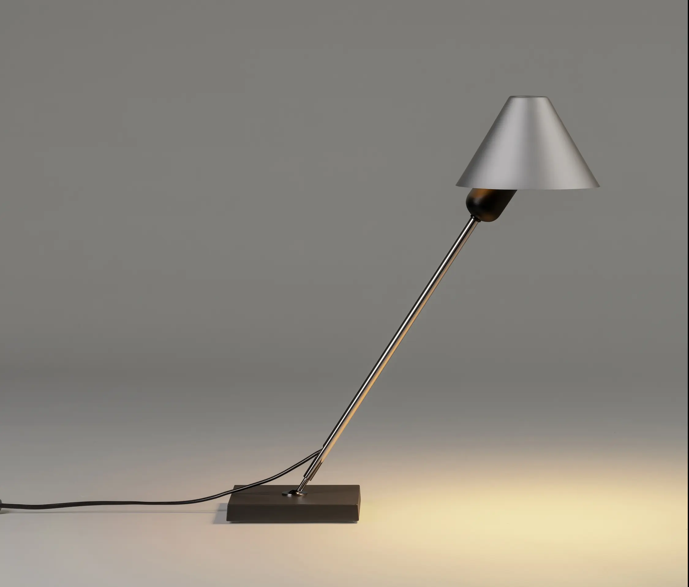 Santa & Cole - Gira | Table Lamp