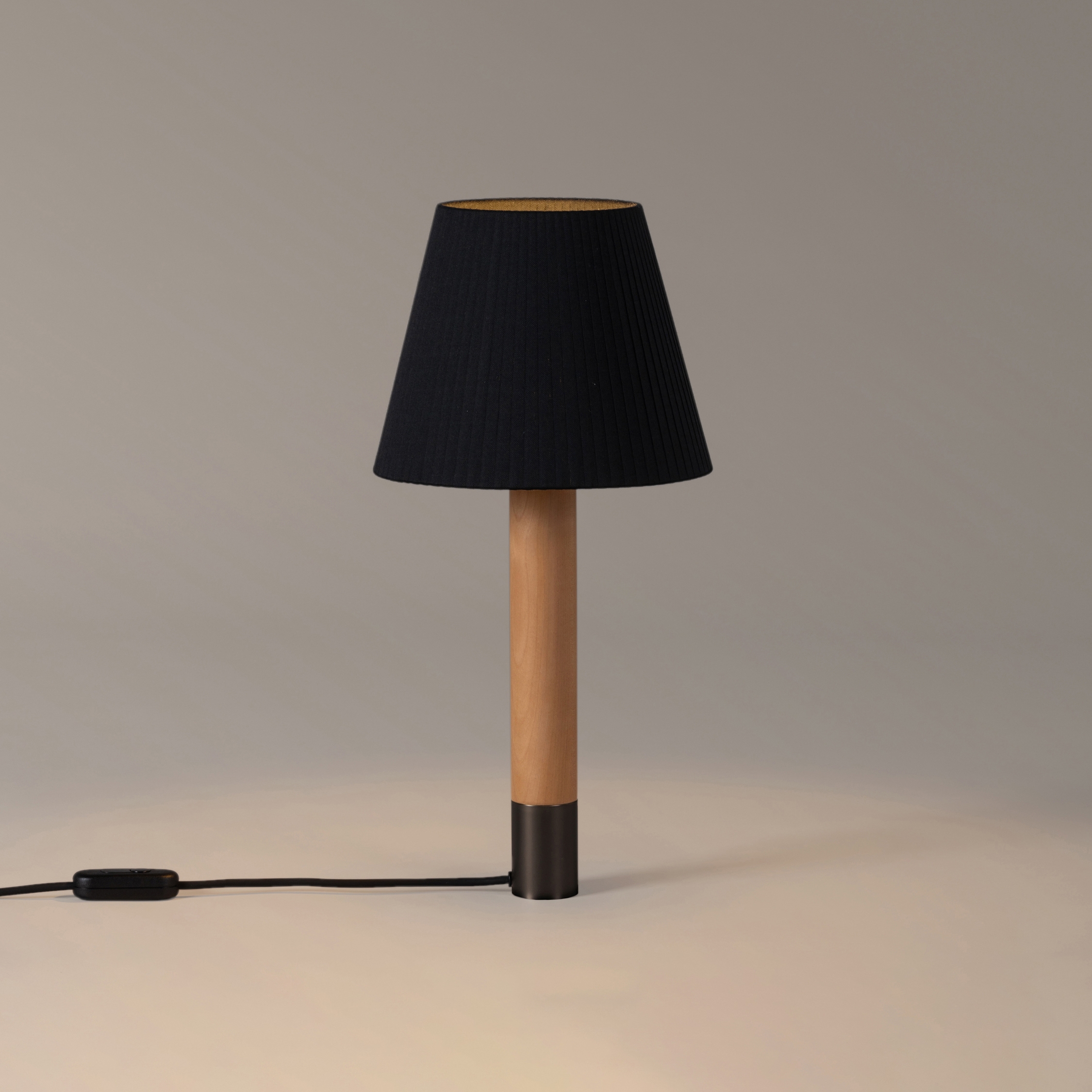 Afficher le produit Básica M1 | Table Lamp du fabricant Santa & Cole