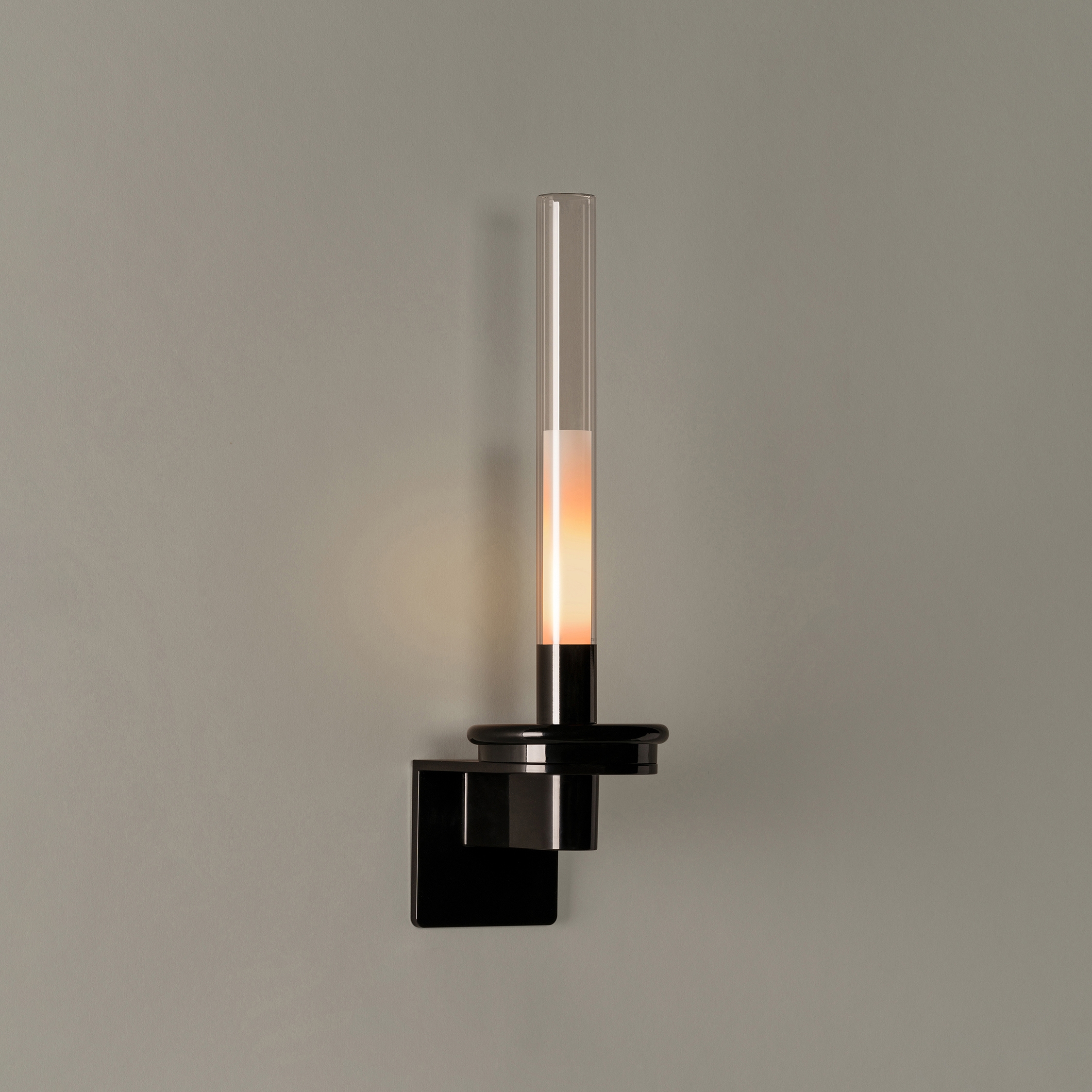 Produkt Sylvestrina | Wall Lamp des Herstellers Santa & Cole anzeigen