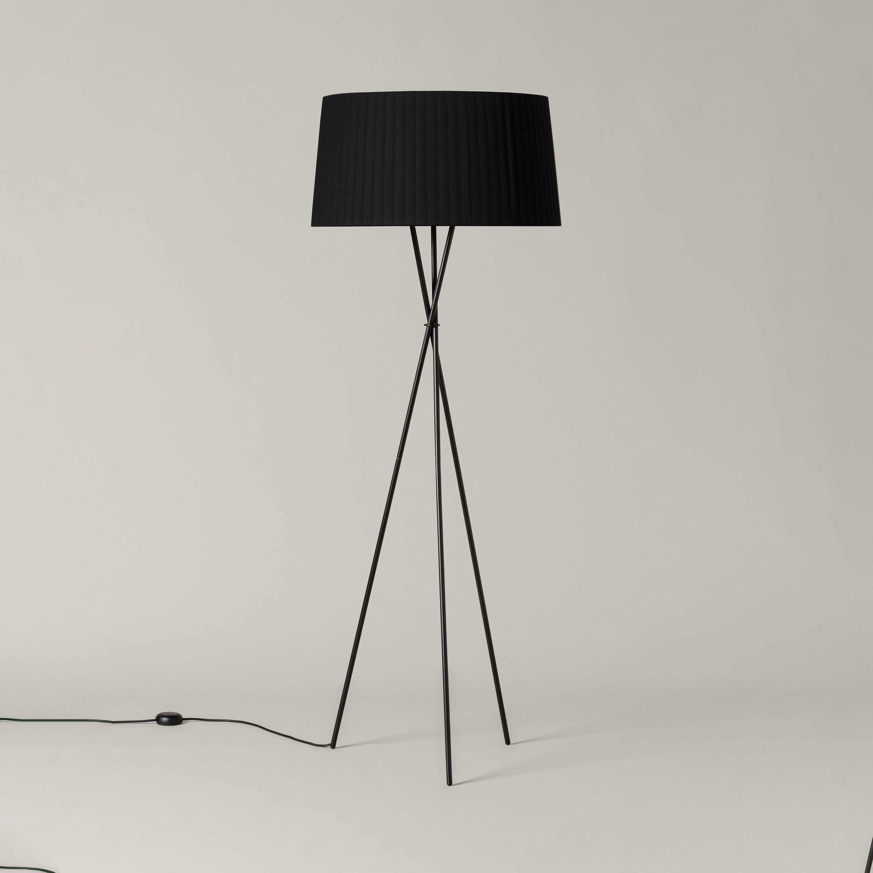 Trípode G5 | Floor Lamp
