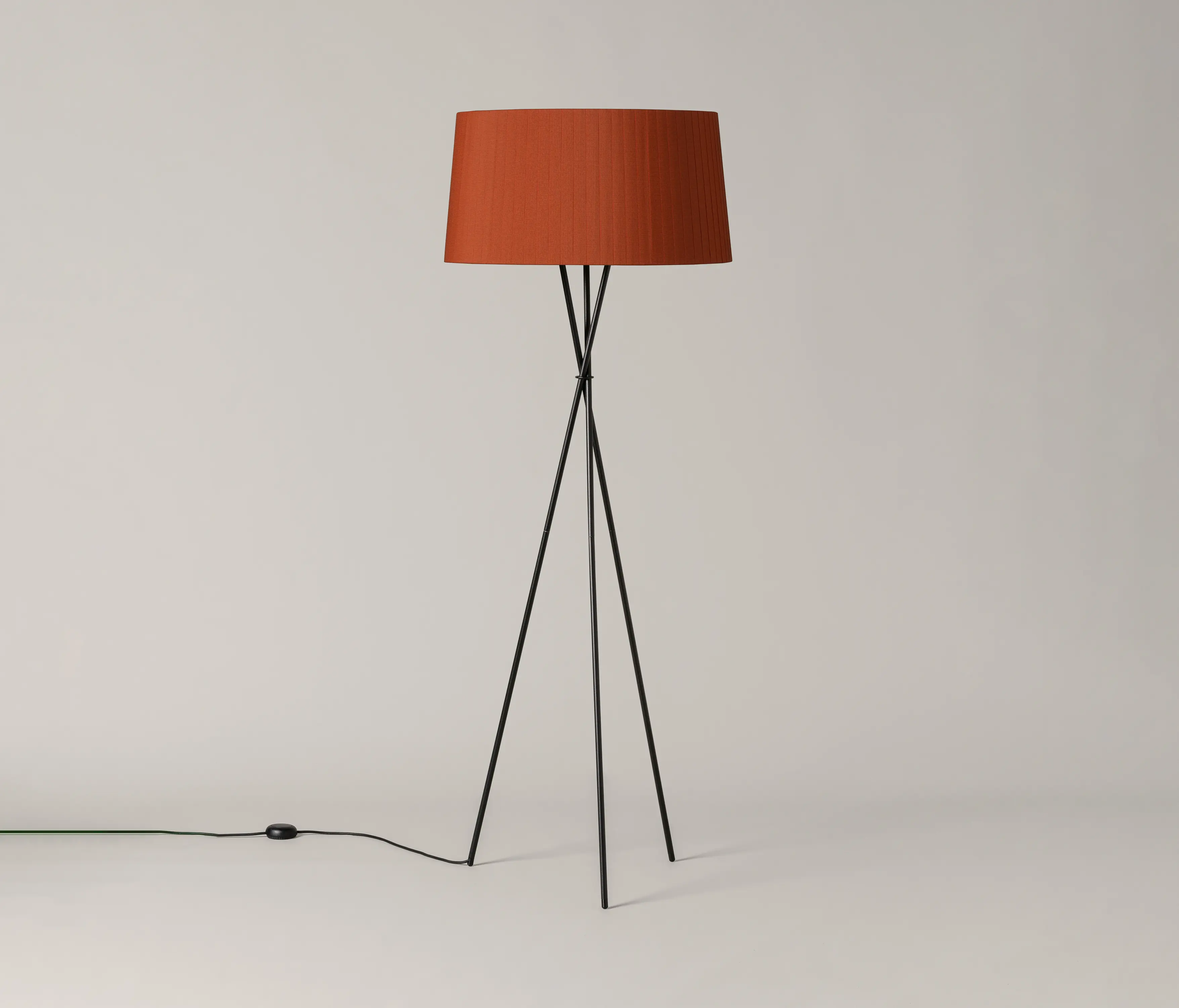 Santa & Cole - Trípode G5 | Lámparas de pie