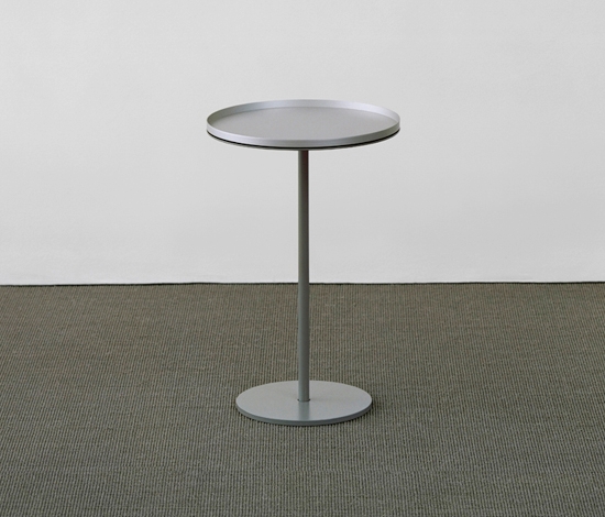Display product M05 Side Table Program from manufacturer S+ Systemmöbel