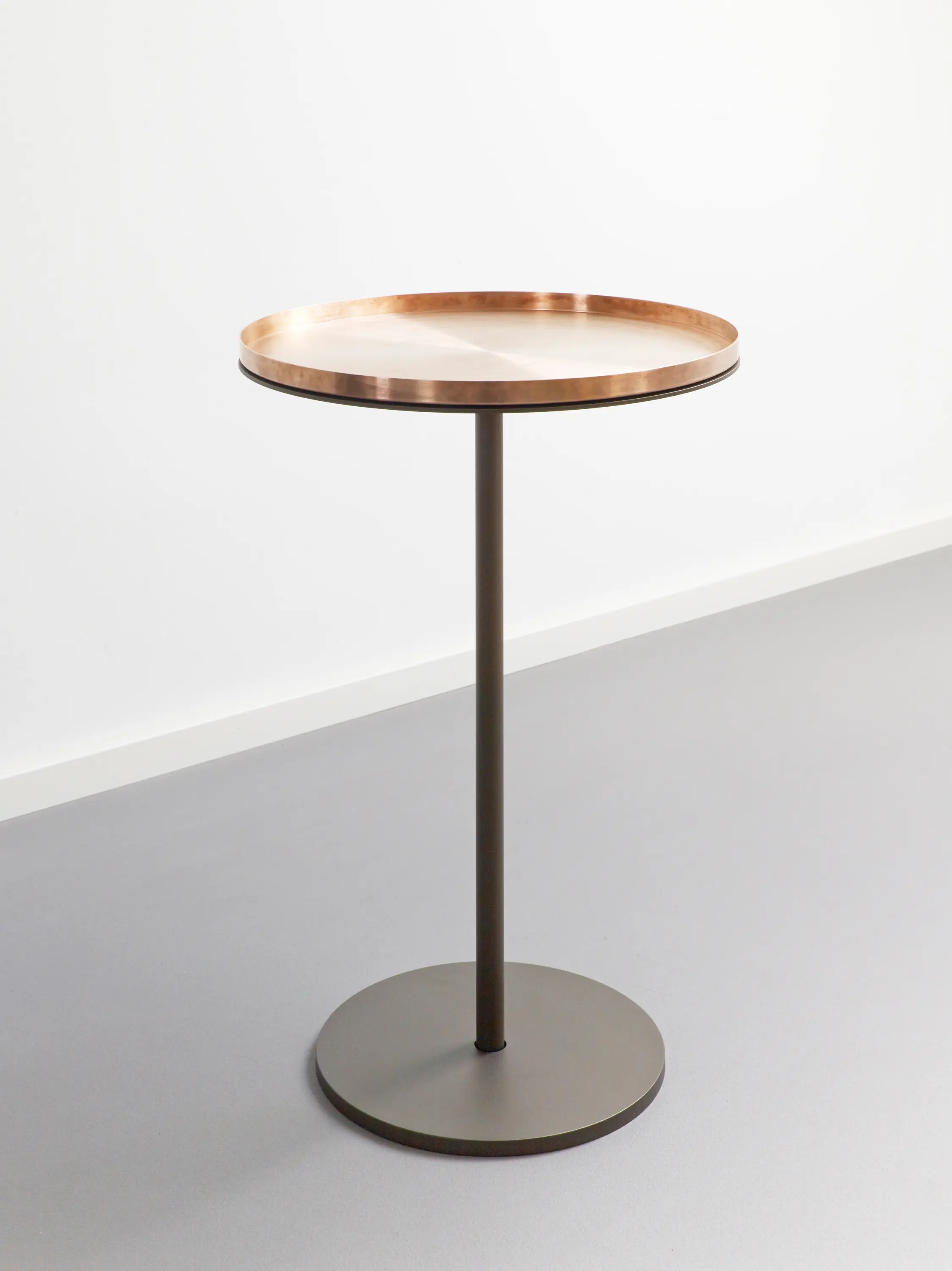 S+ Systemmöbel - M05 Side Table Program