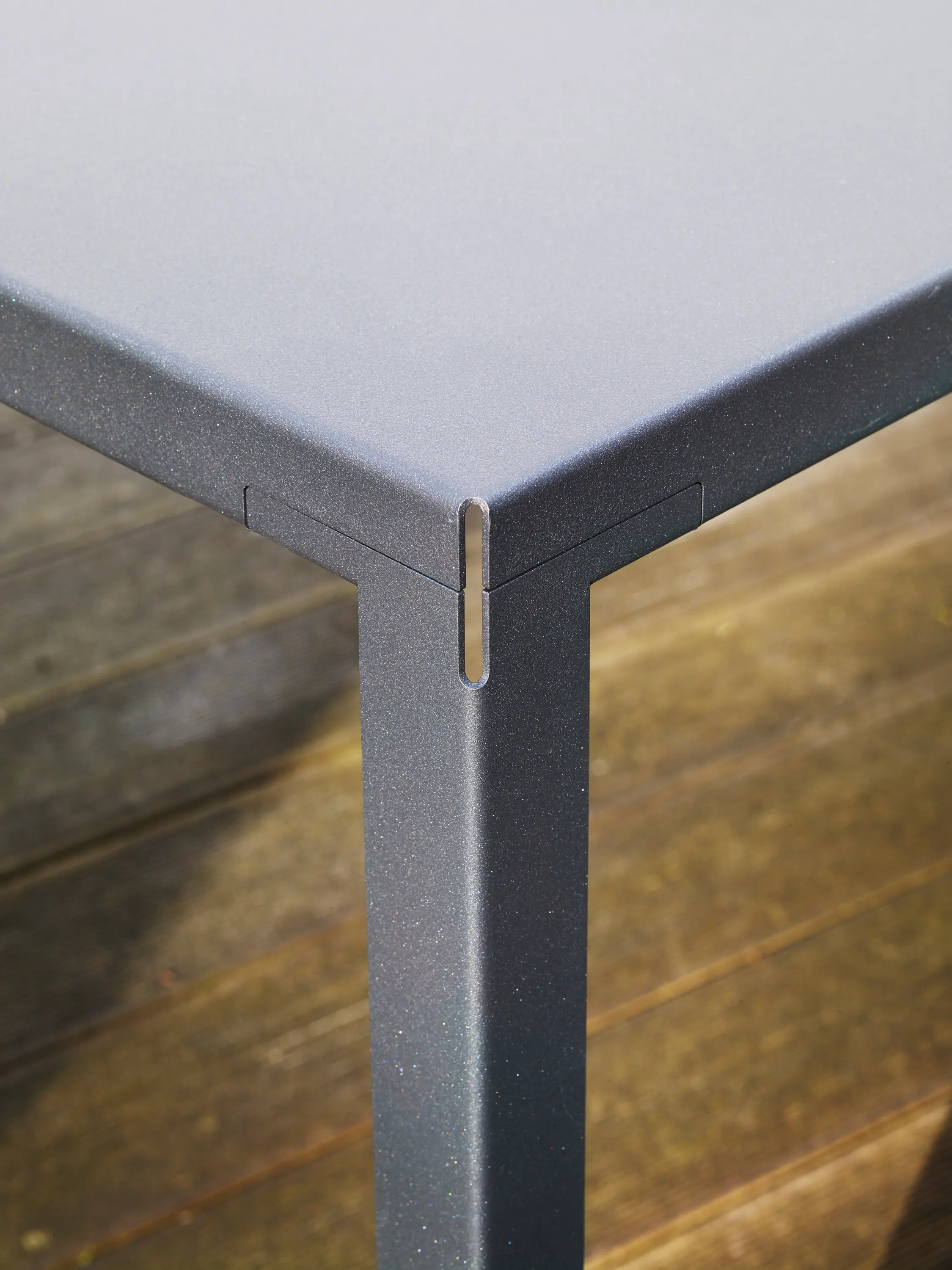S+ Systemmöbel - Lotus Table