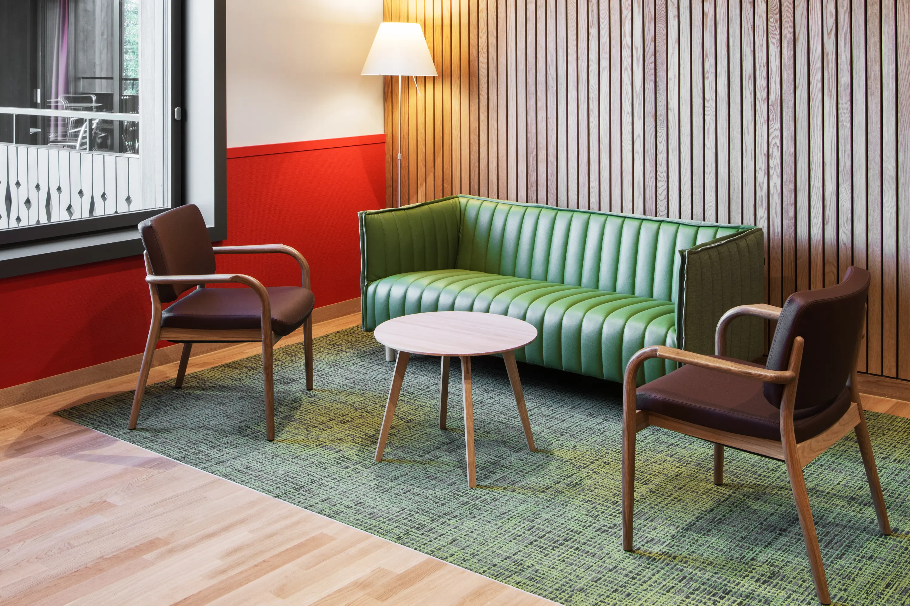 seledue - Viena Lounge Holzsessel