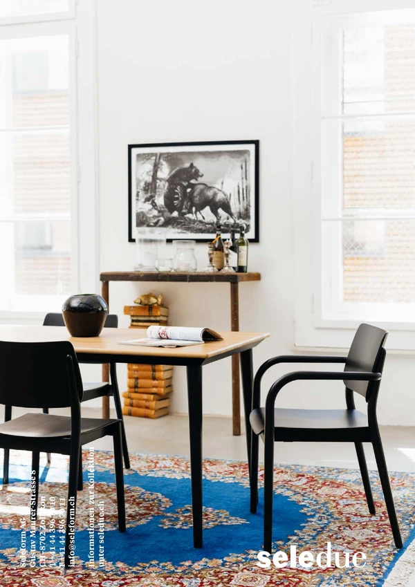 Vorschaubild für die Datei Holzstuhl Viena