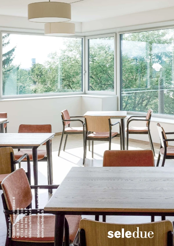 Vorschaubild für die Datei Holztisch Viena