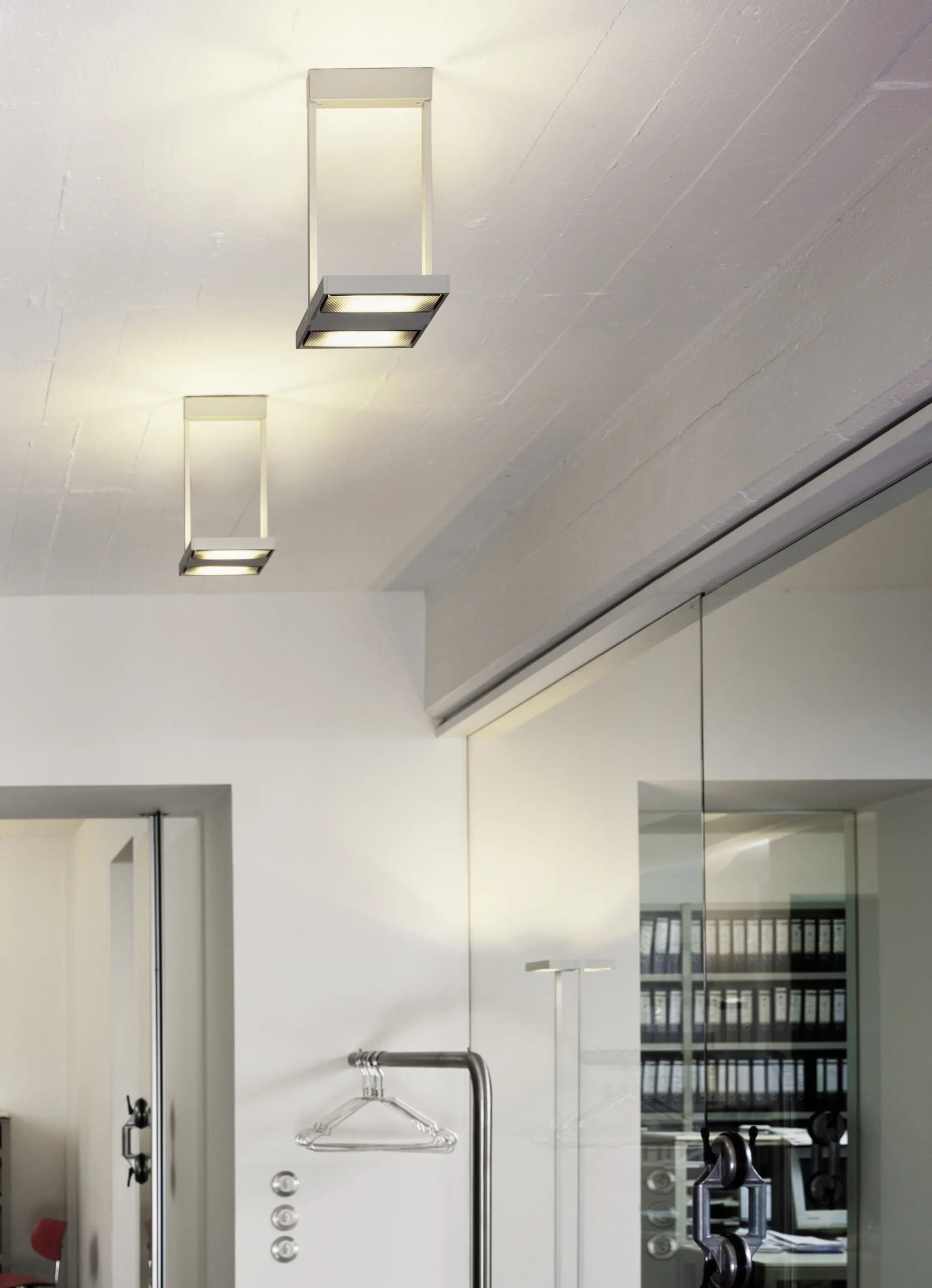 serien.lighting - SML Wall