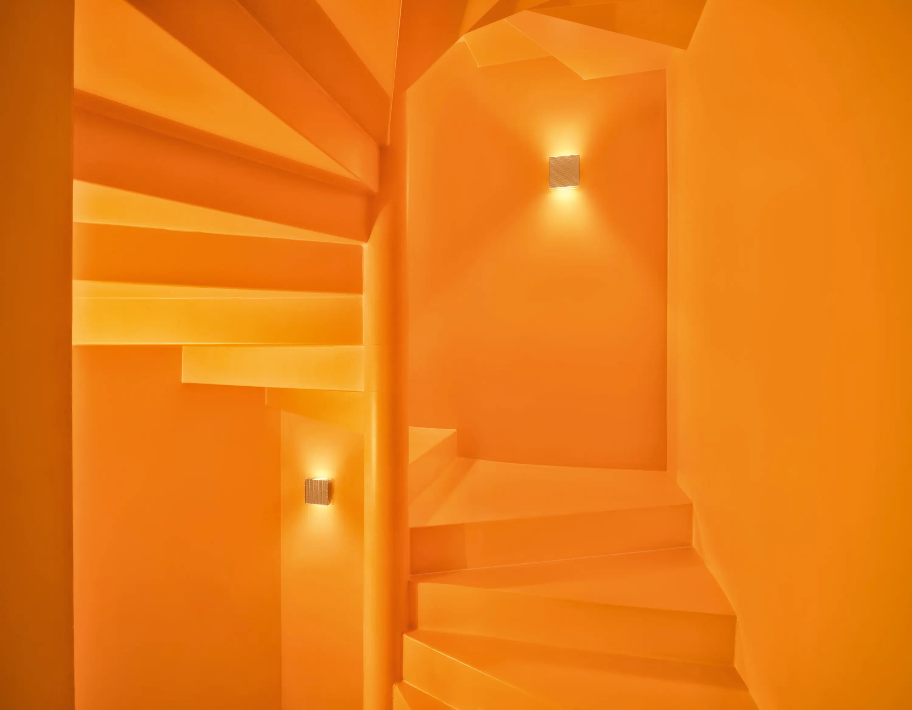 serien.lighting - APP Wall | front ribbed