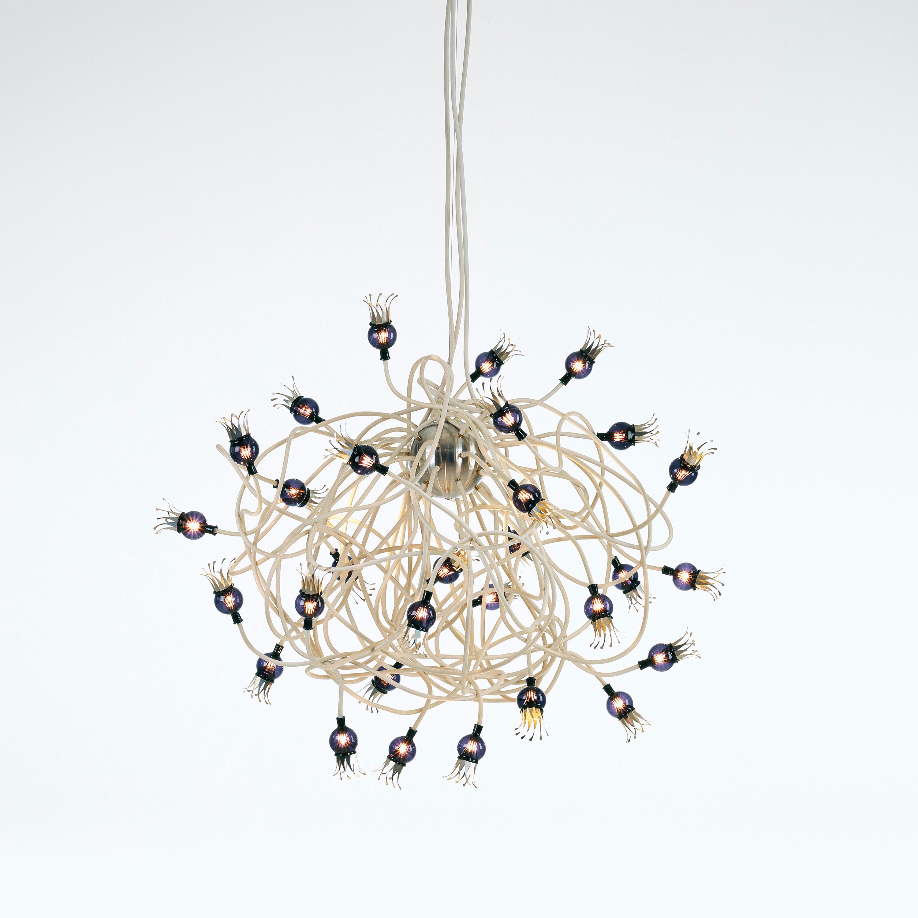 Display product POPPY Suspension from manufacturer serien.lighting