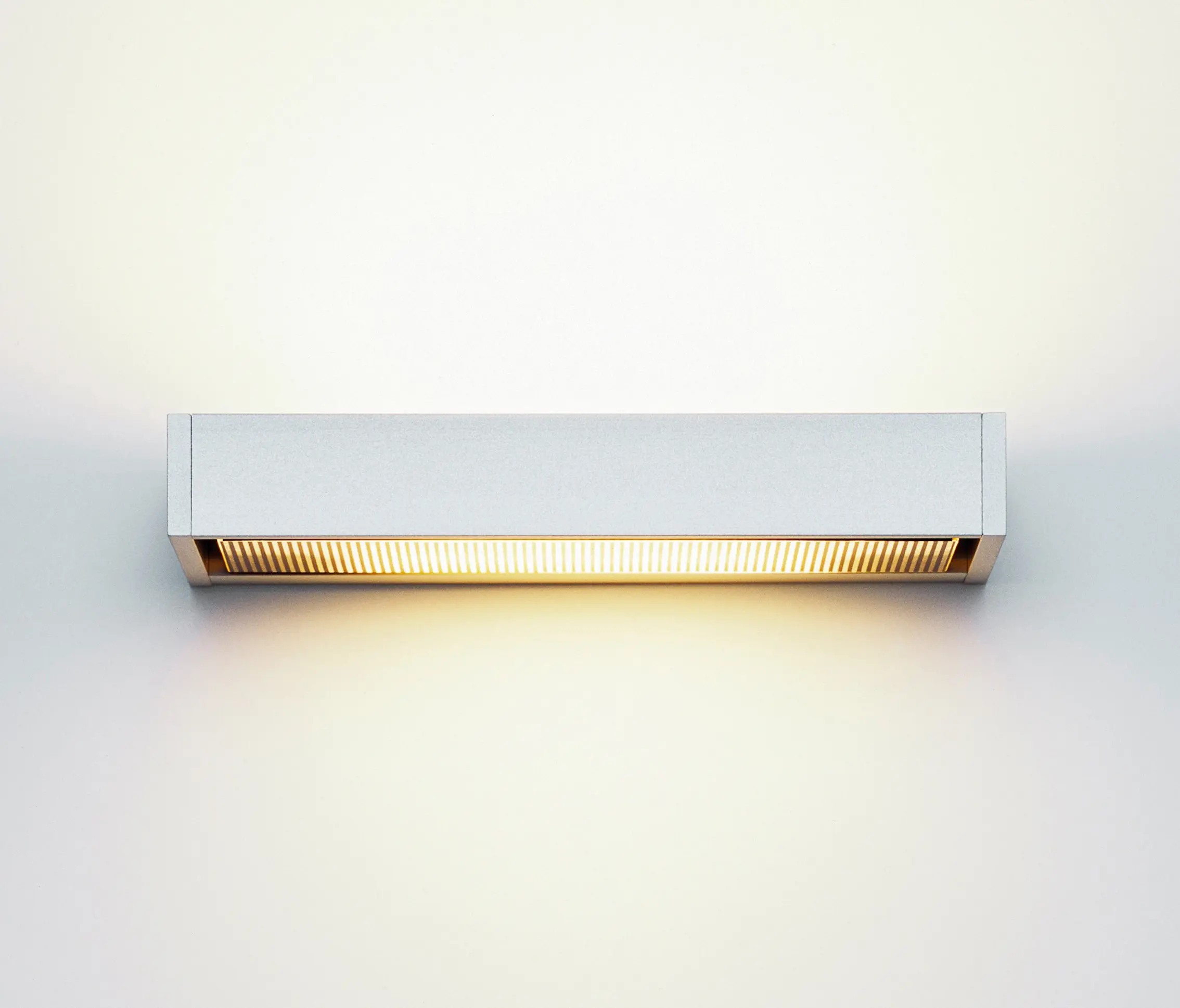 serien.lighting - SML Wall