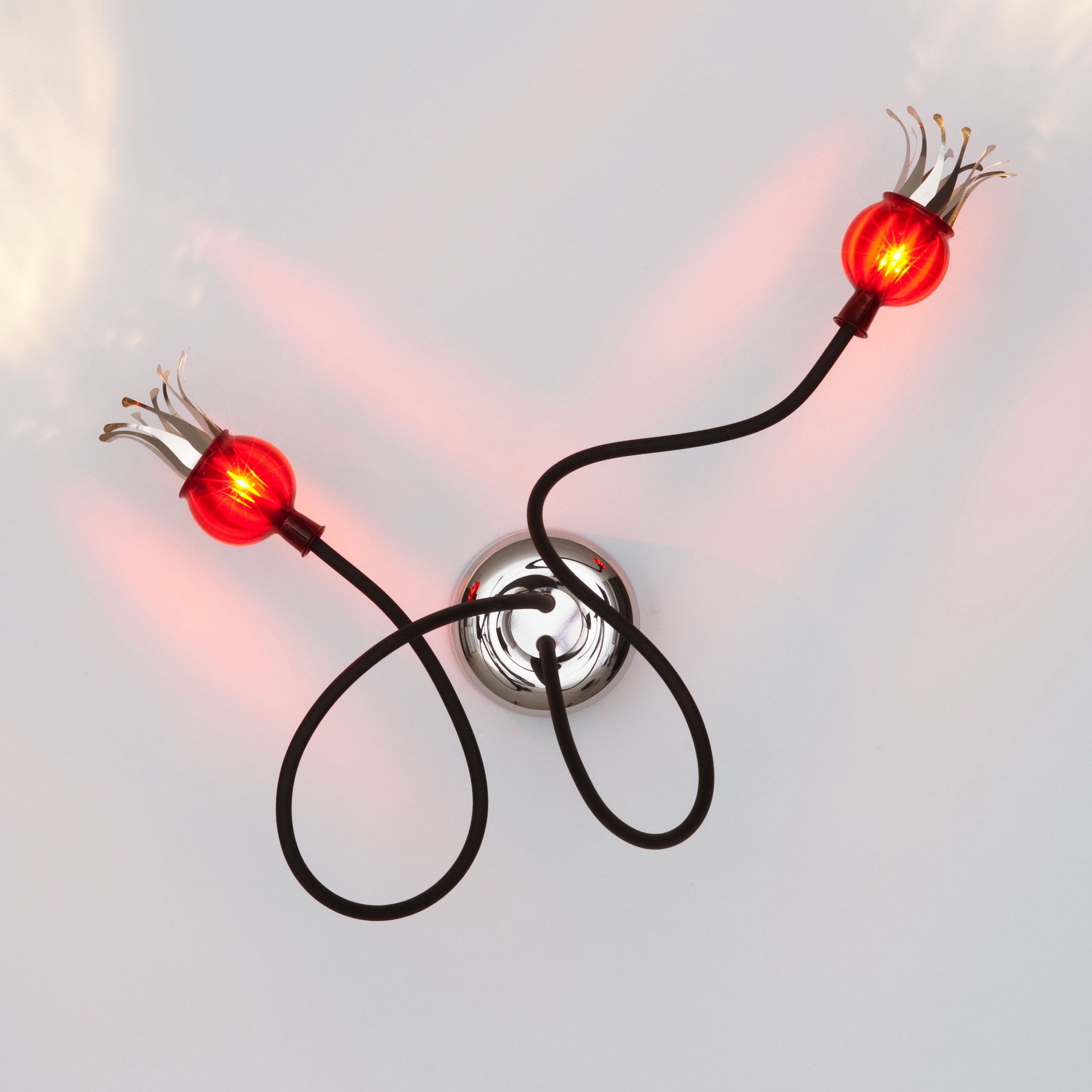Display product POPPY Wall 2 from manufacturer serien.lighting