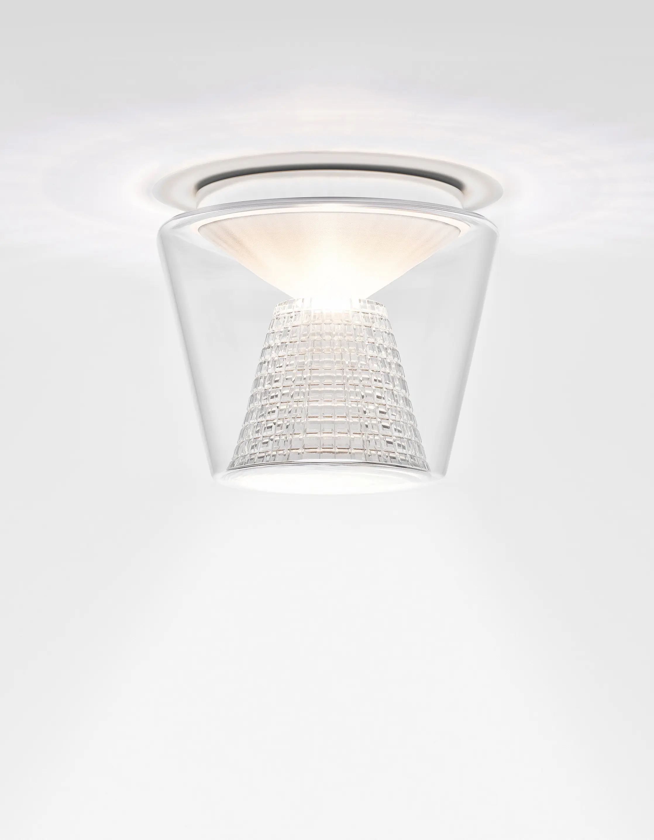 serien.lighting - ANNEX LED Ceiling | reflector crystal