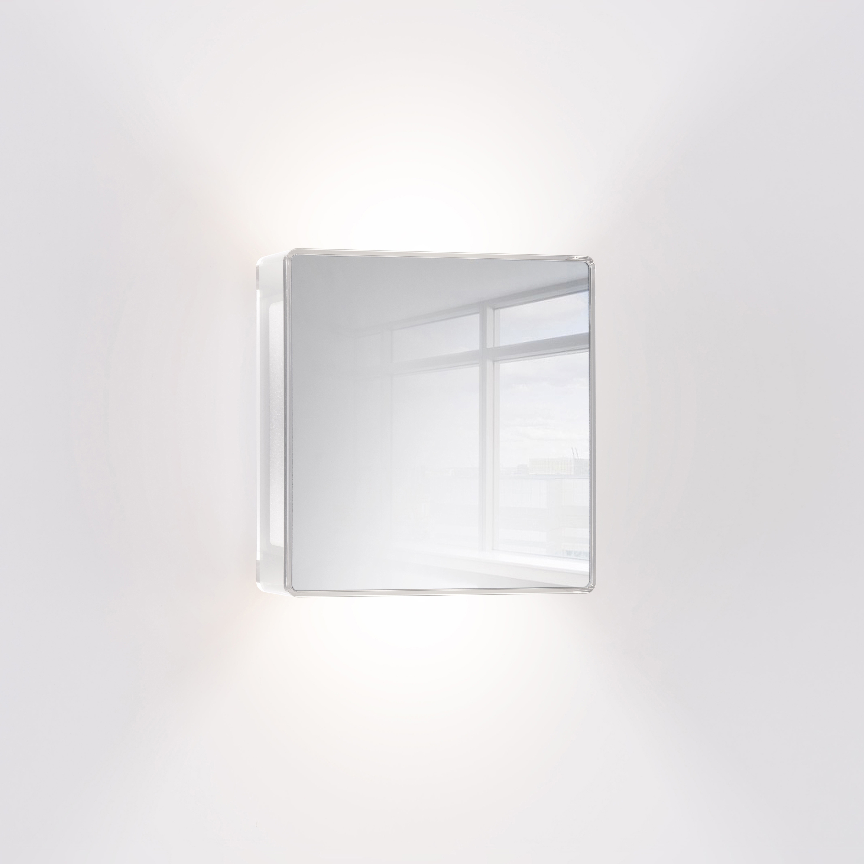 Display product APP Wall | front genuine glass mirror from manufacturer serien.lighting