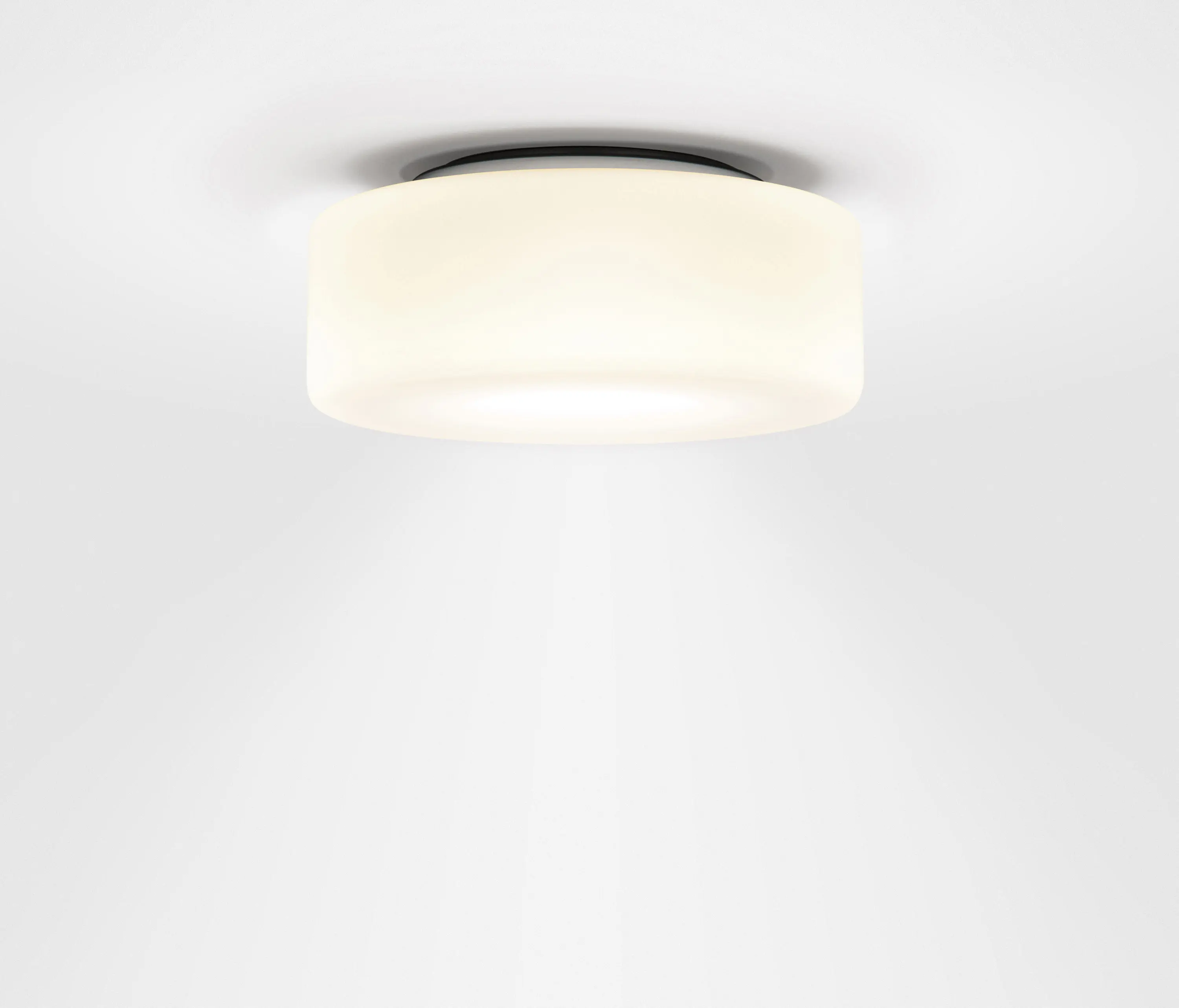serien.lighting - CURLING Ceiling | Schirm Glas opal
